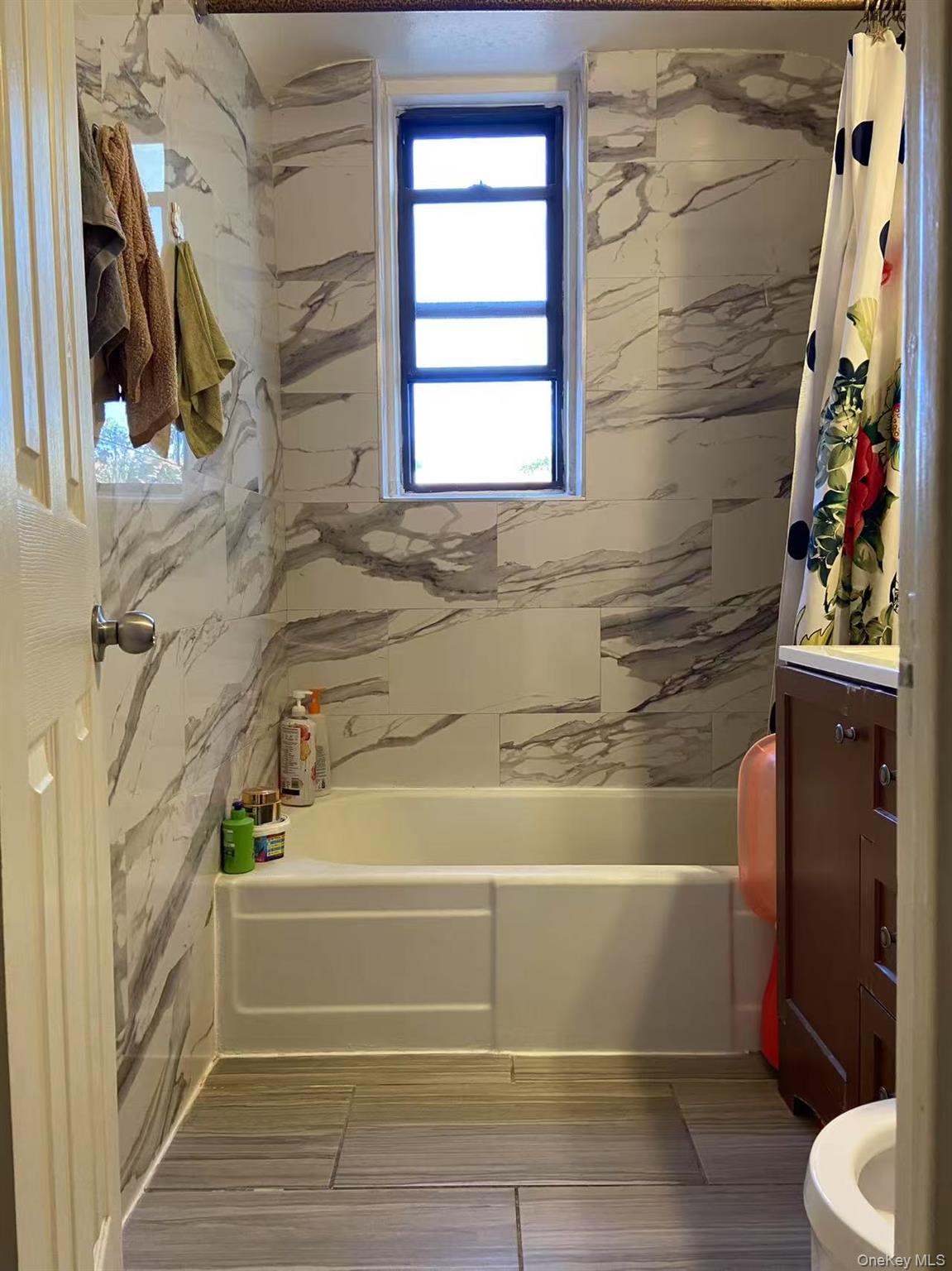 4035 ITHACA ST # 5B, Elmhurst, NY 11373