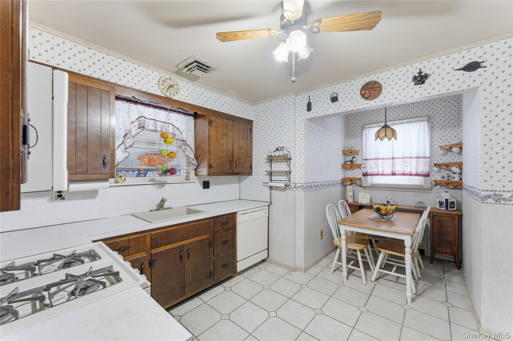 1522 Surprise Street, Elmont, NY 11003