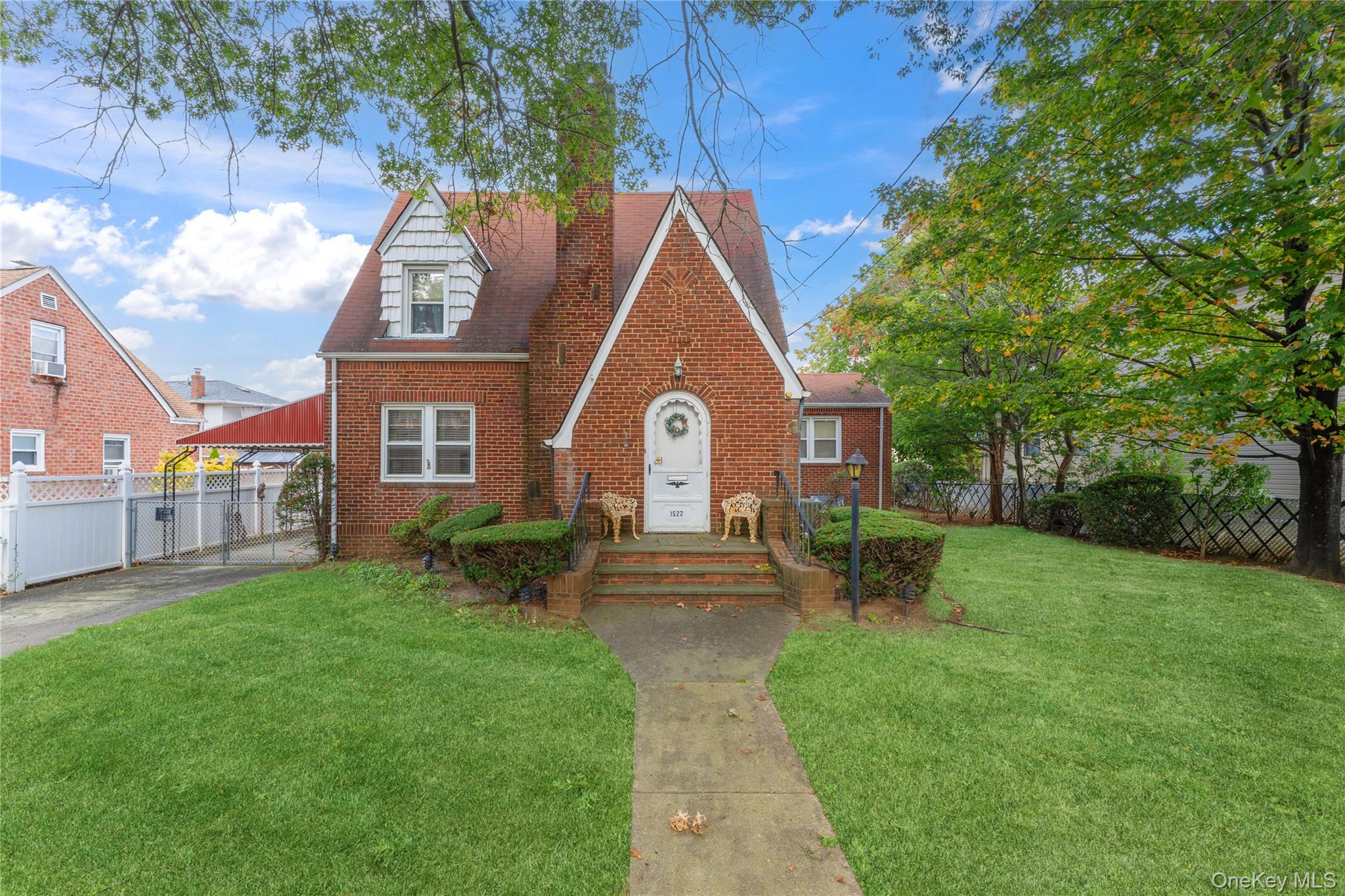 1522 Surprise Street, Elmont, NY 11003