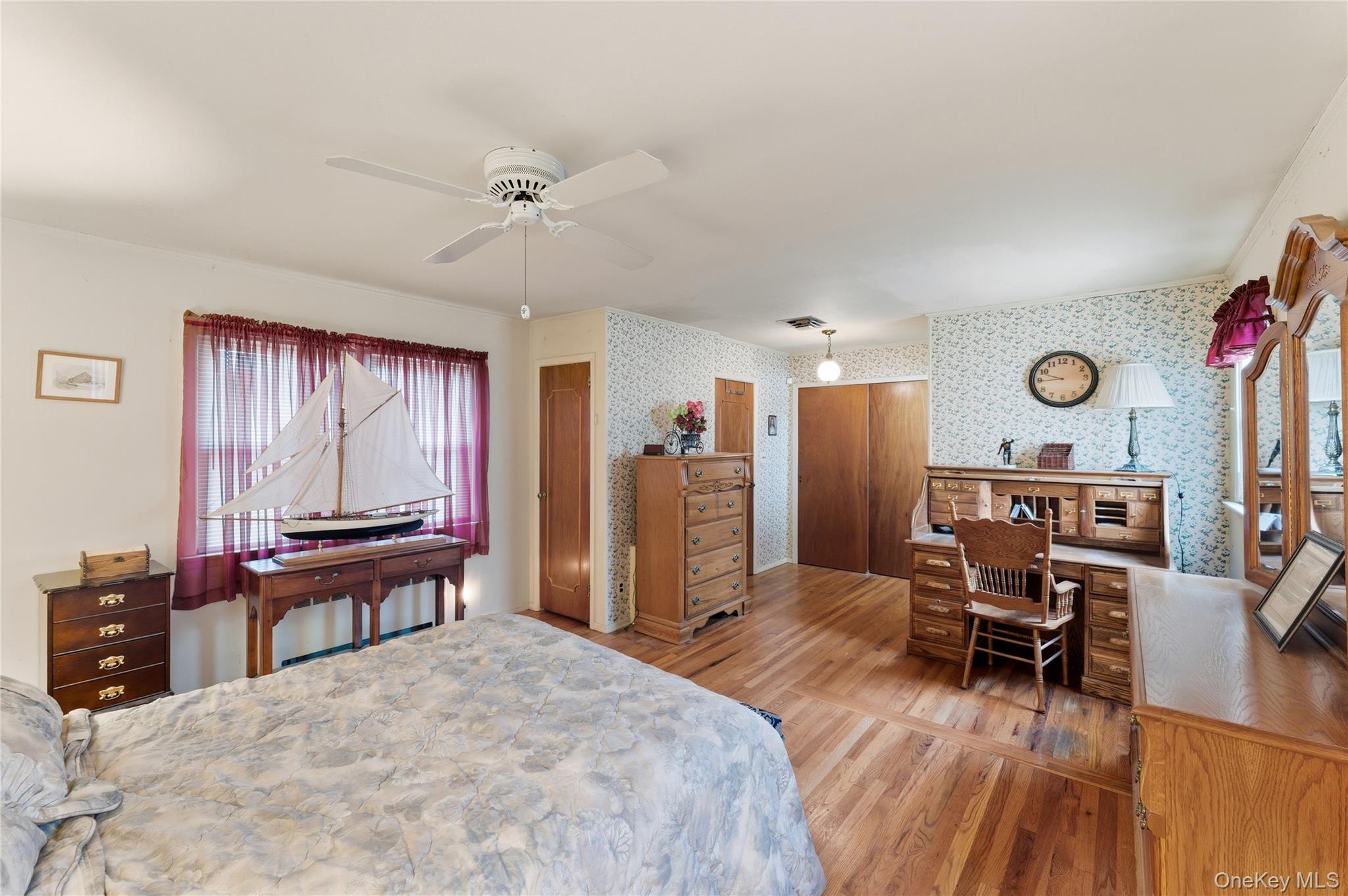 1522 Surprise Street, Elmont, NY 11003