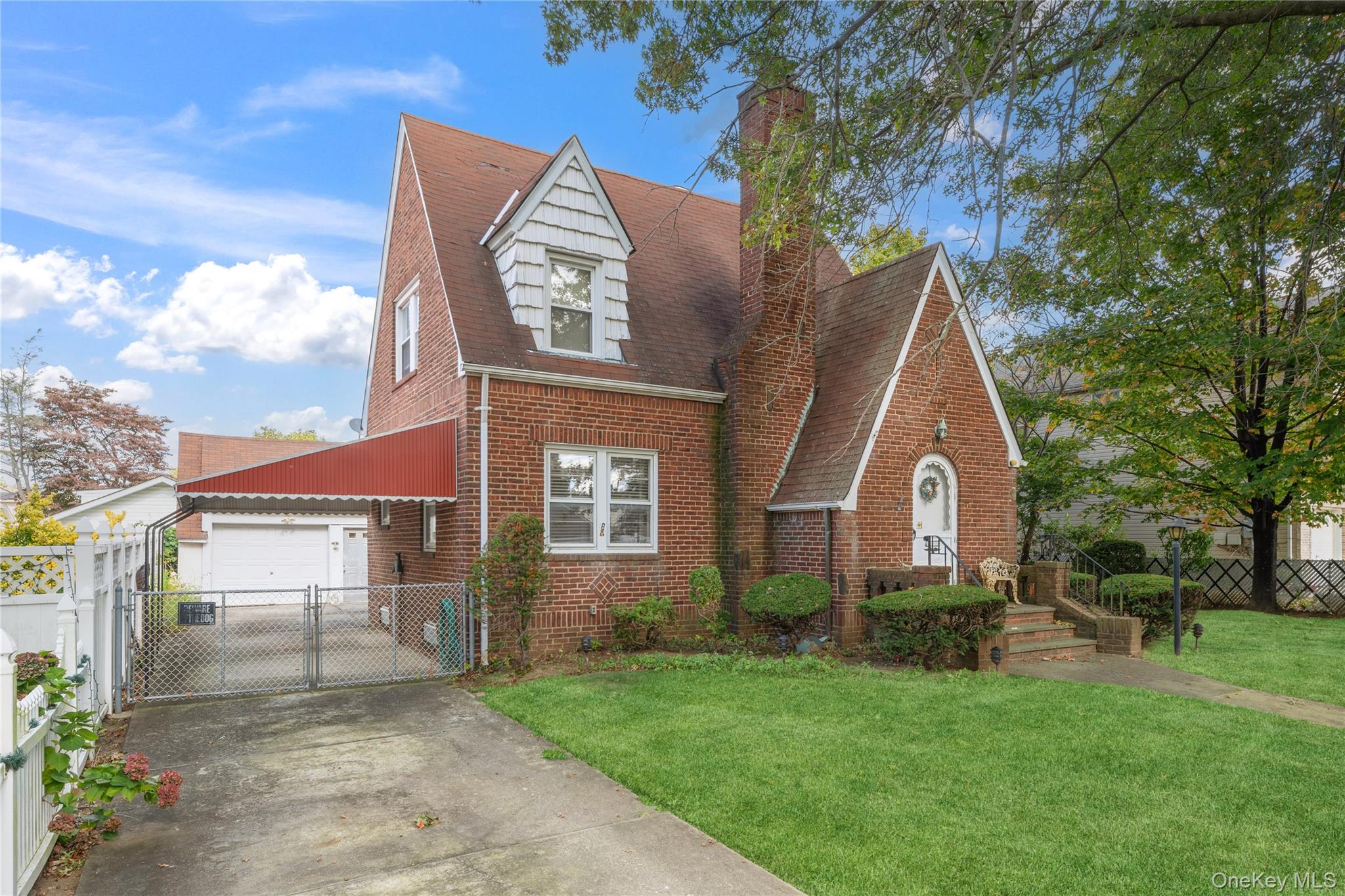 1522 Surprise Street, Elmont, NY 11003