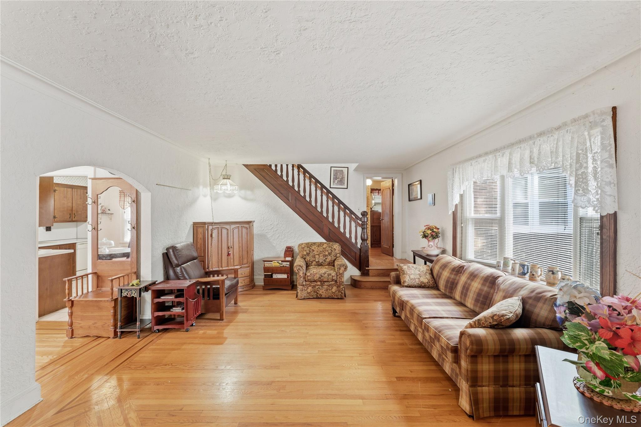 1522 Surprise Street, Elmont, NY 11003