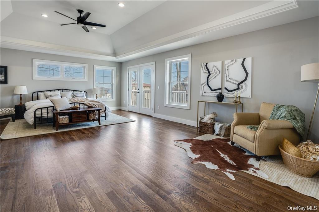 16 Kingwood Lane, Poughkeepsie, NY 12601