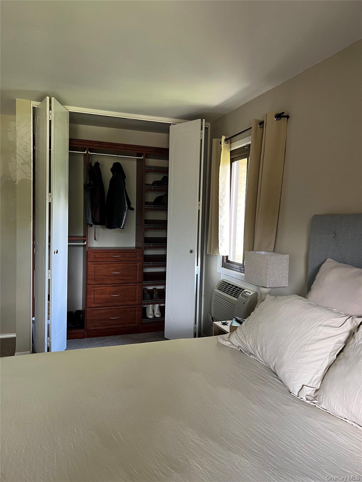 10 Oakwood Terrace # 110, New Windsor, NY 12553