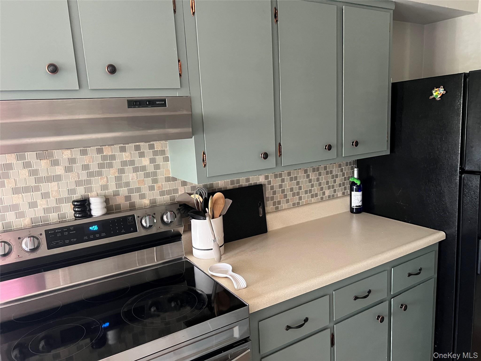 10 Oakwood Terrace # 110, New Windsor, NY 12553