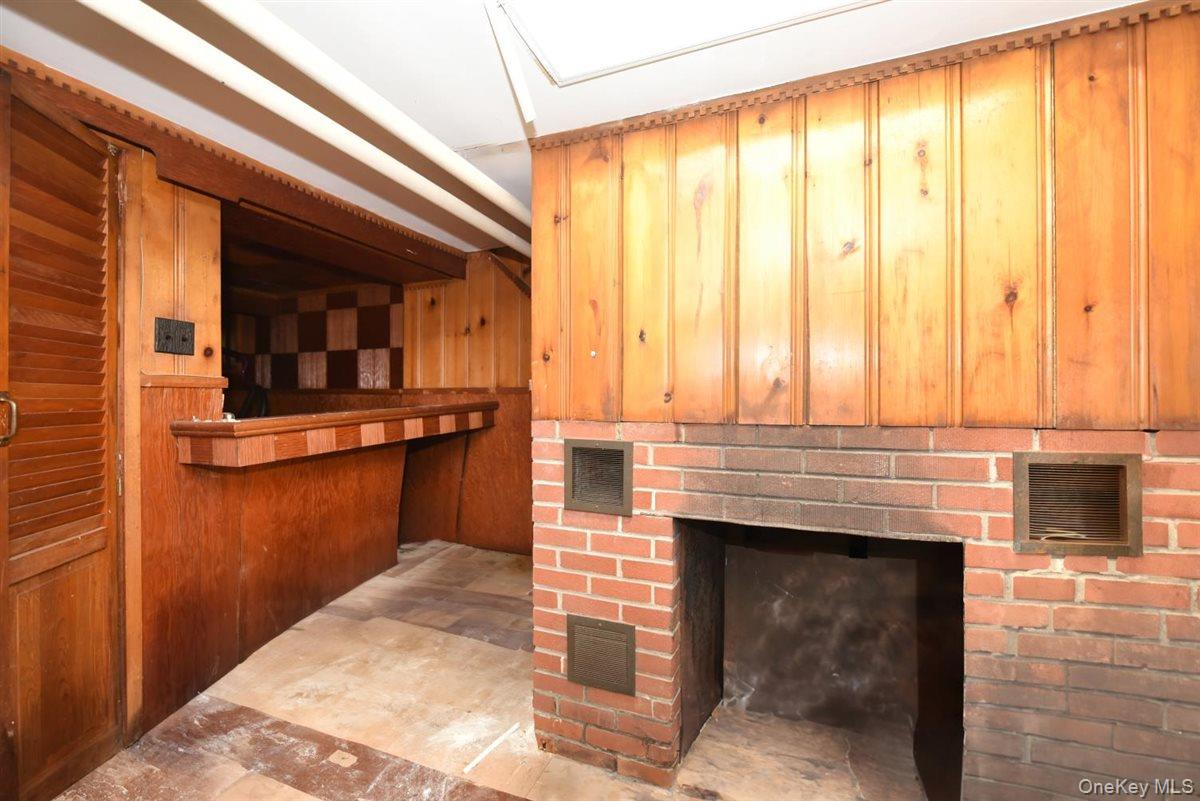 101 Wallace Street, Freeport, NY 11520