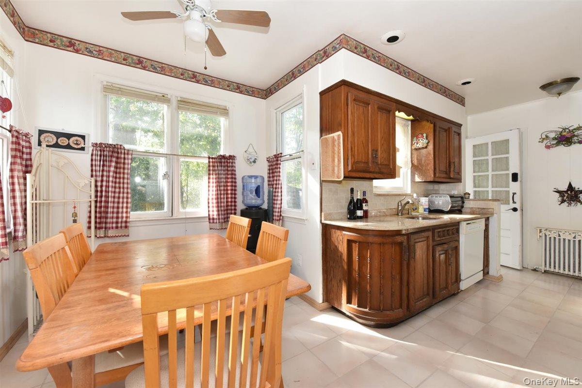 101 Wallace Street, Freeport, NY 11520