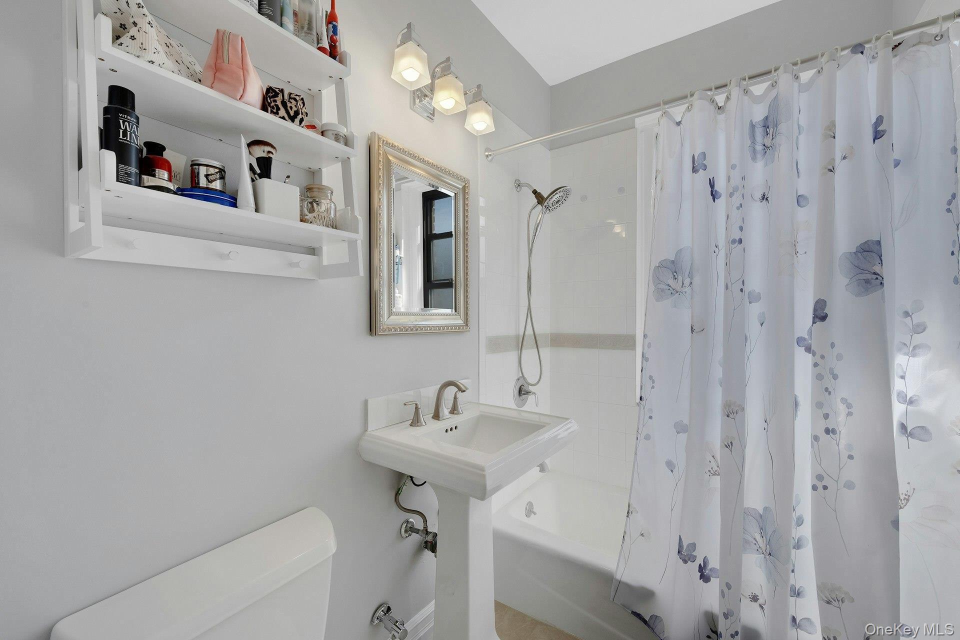 180 Garth Road # 6E, Scarsdale, NY 10583