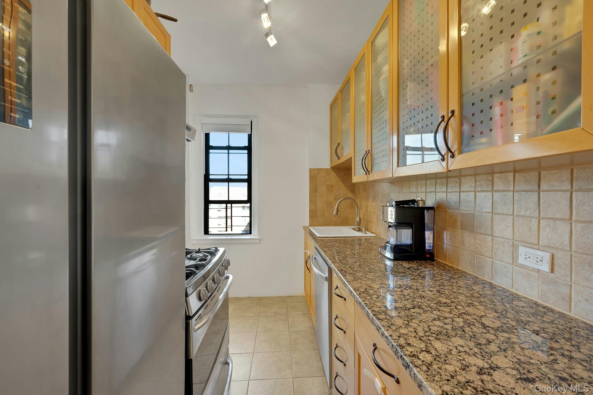 180 Garth Road # 6E, Scarsdale, NY 10583