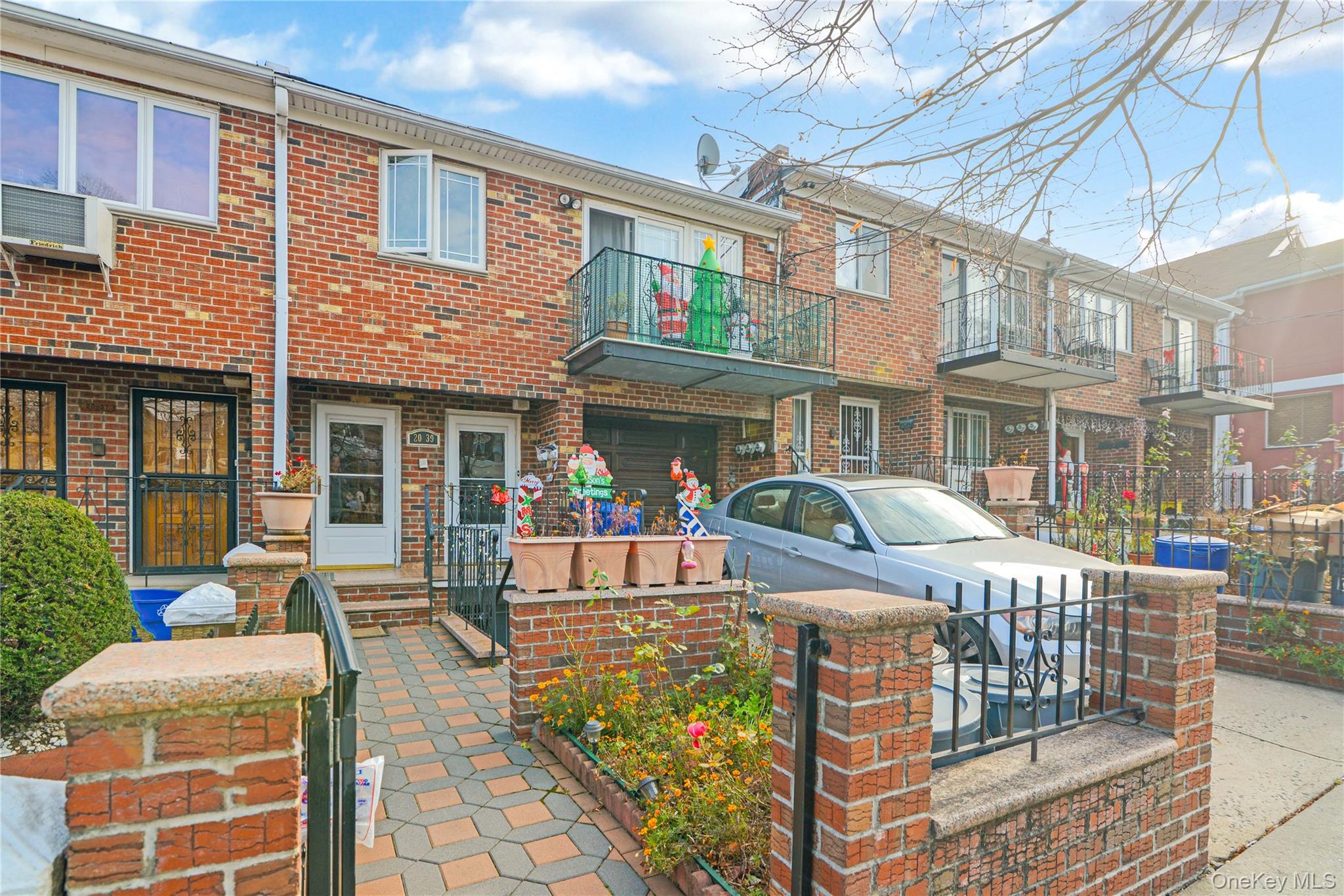 20-39 49th Street, Astoria, NY 11105