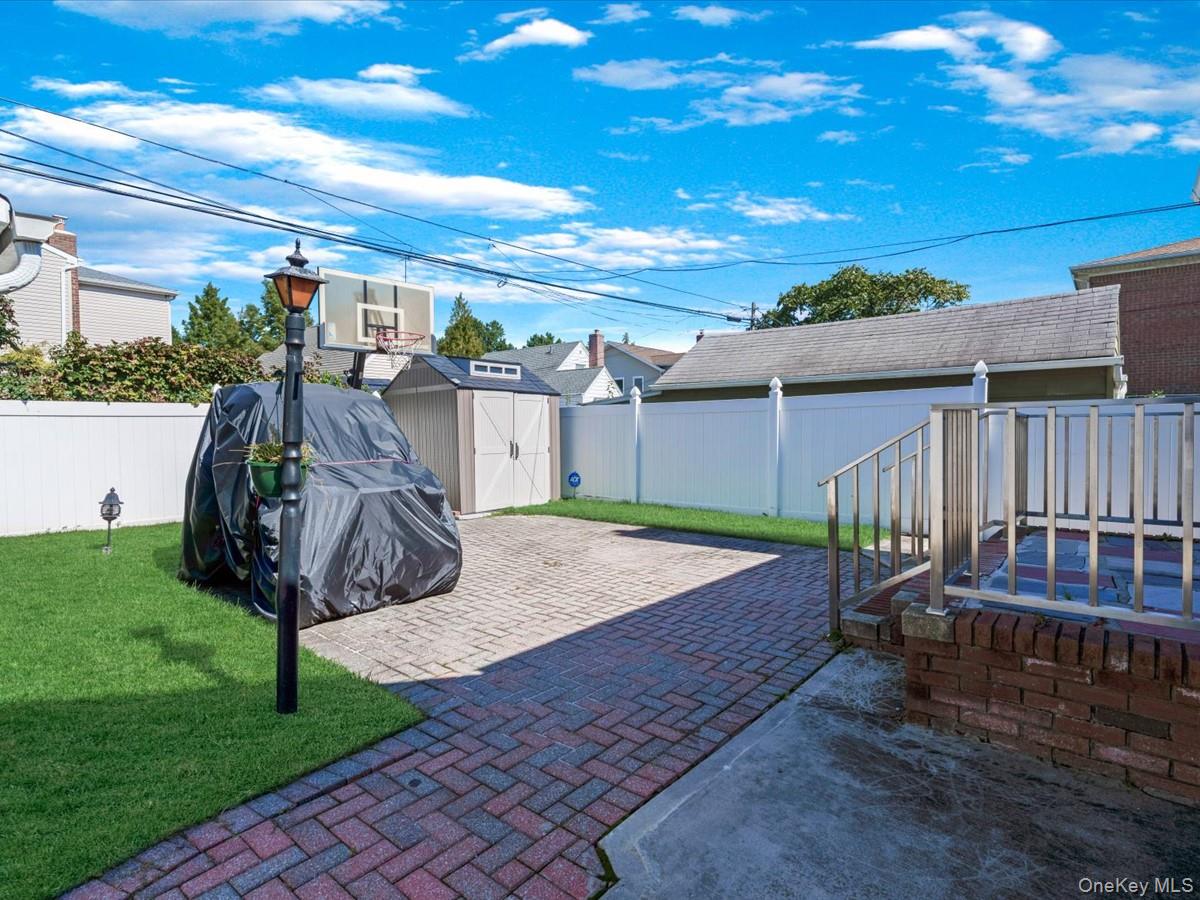 16337 20th Avenue, Whitestone, NY 11357