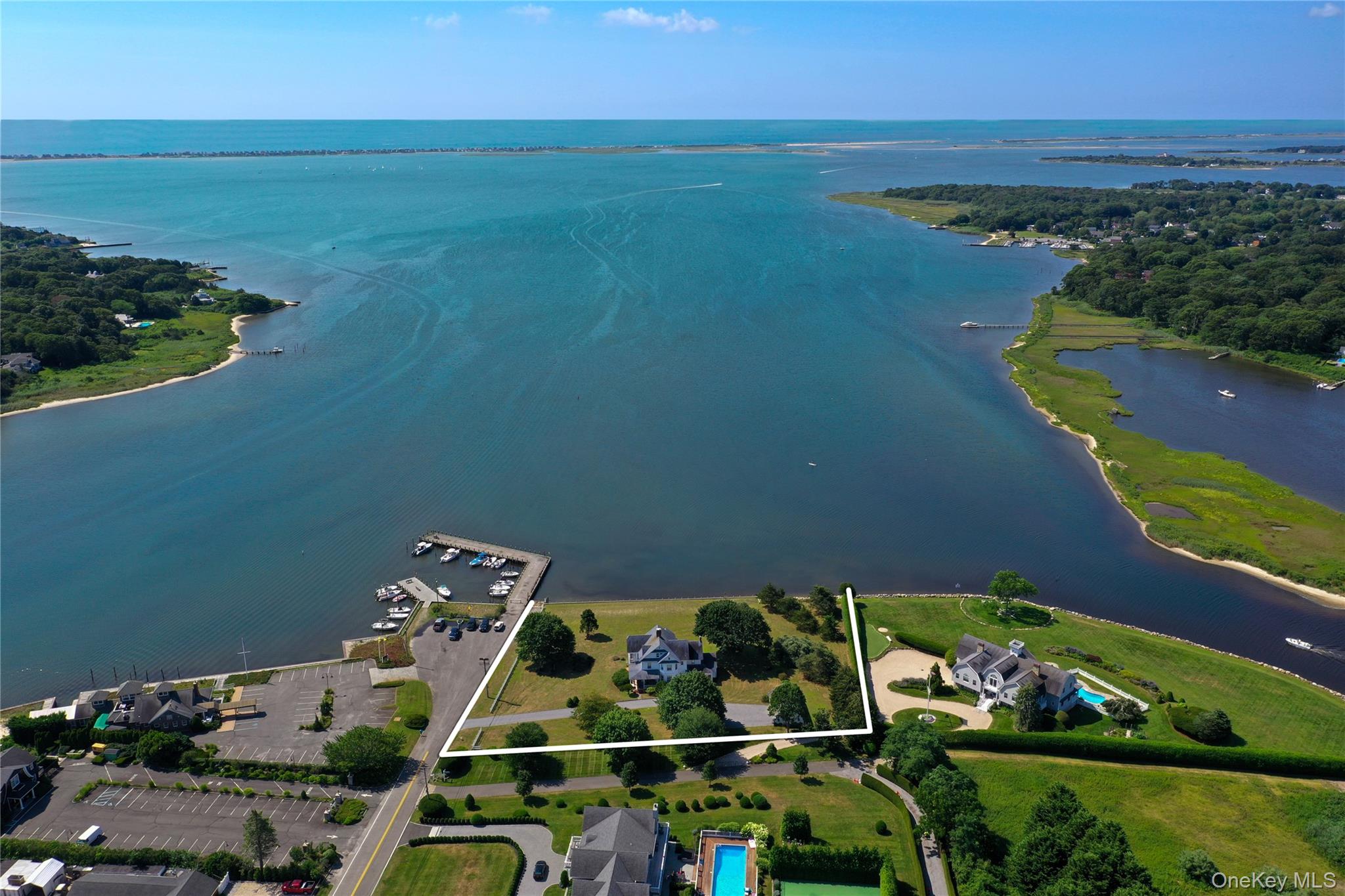 63 S Bay Ave, Eastport, NY 11941