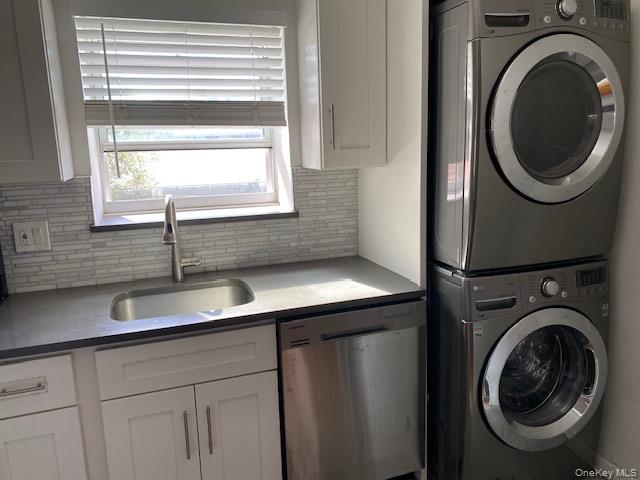 73-18 260th Street # B-1, Glen Oaks, NY 11004