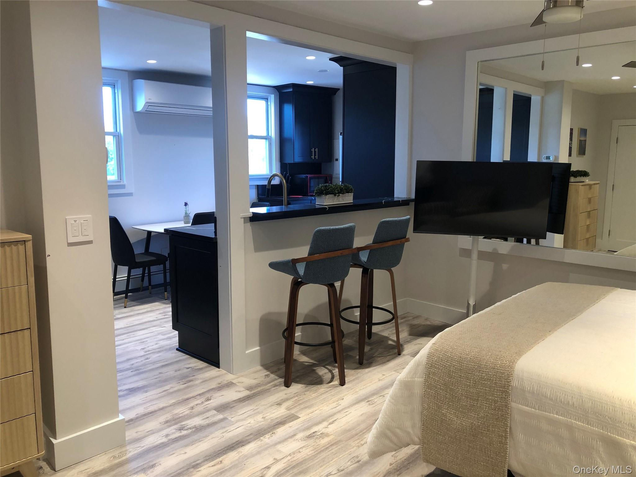 94 Main Street # 3, Westhampton Beach, NY 11978