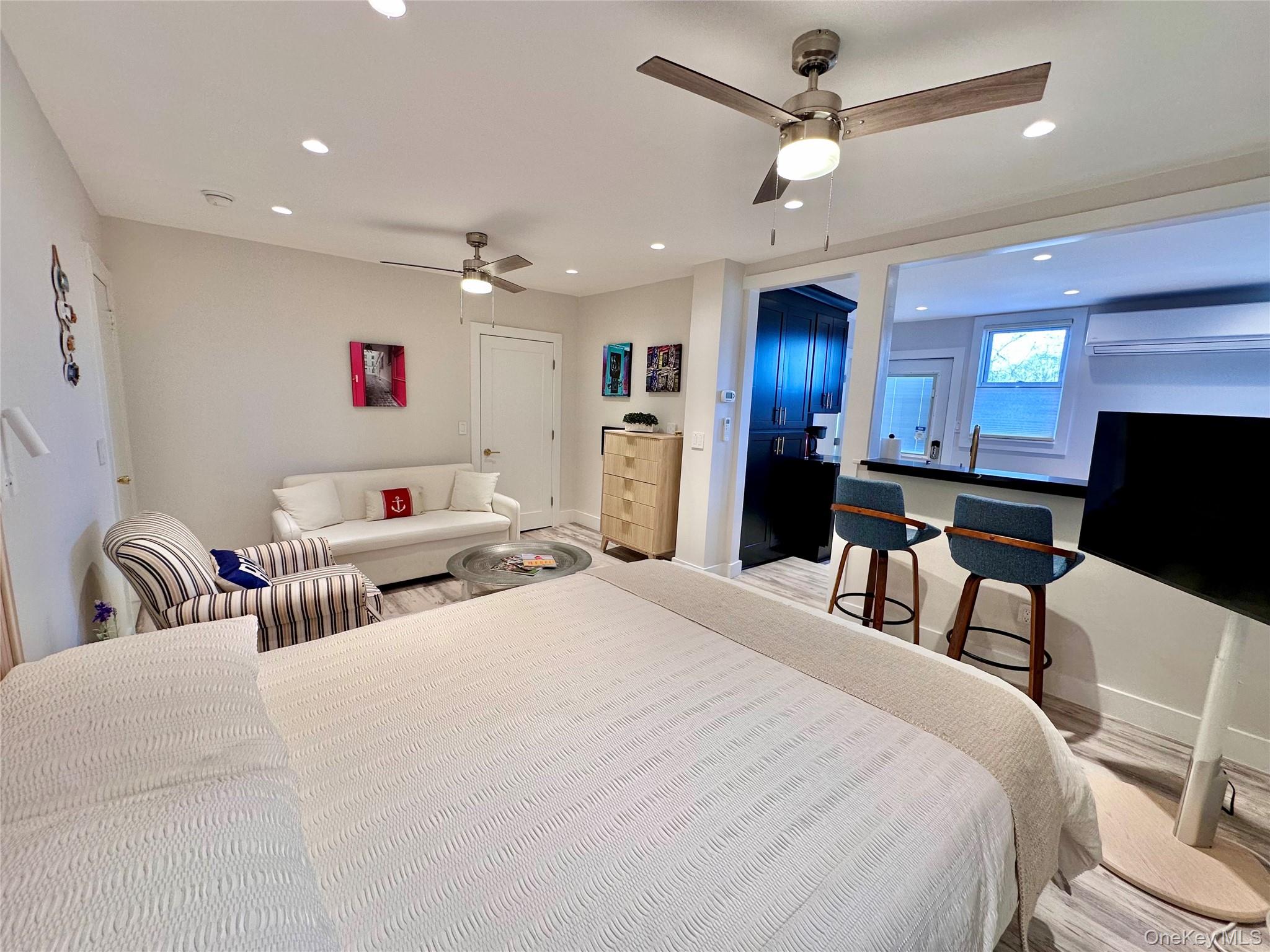 94 Main Street # 3, Westhampton Beach, NY 11978