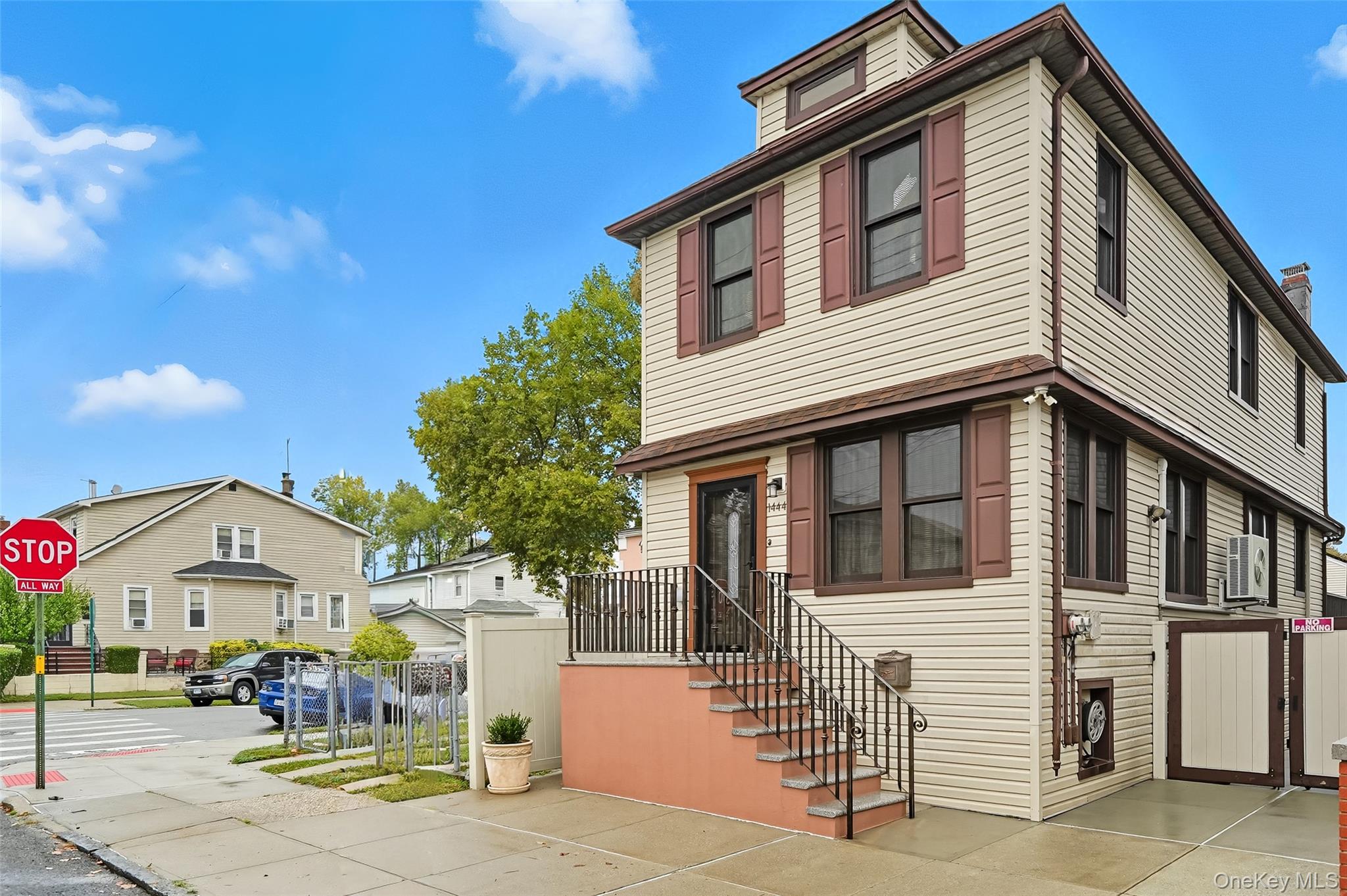 1444 Gillespie Avenue, Bronx, NY 10461