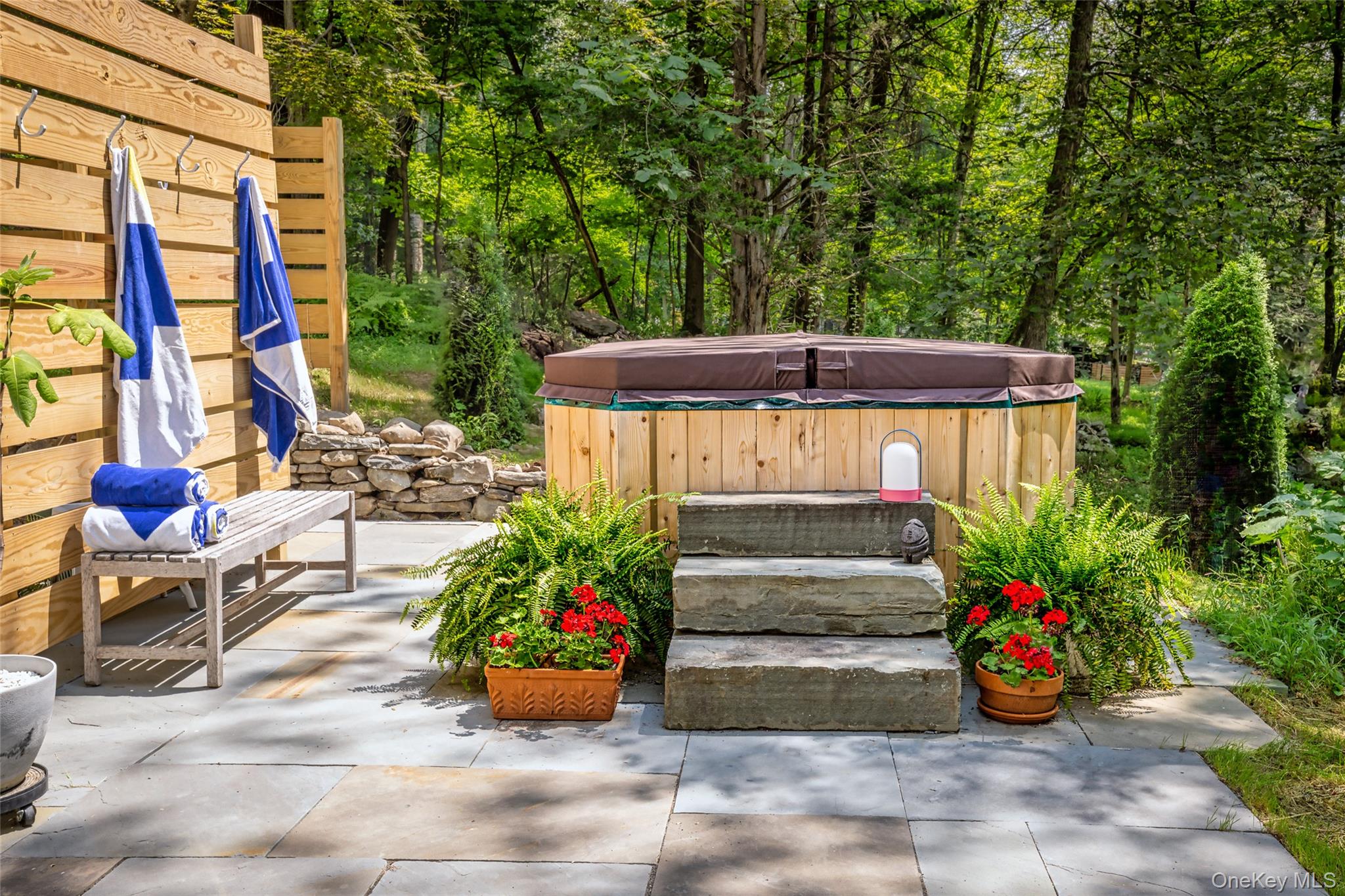 19 Bakertown, Accord, NY 12404