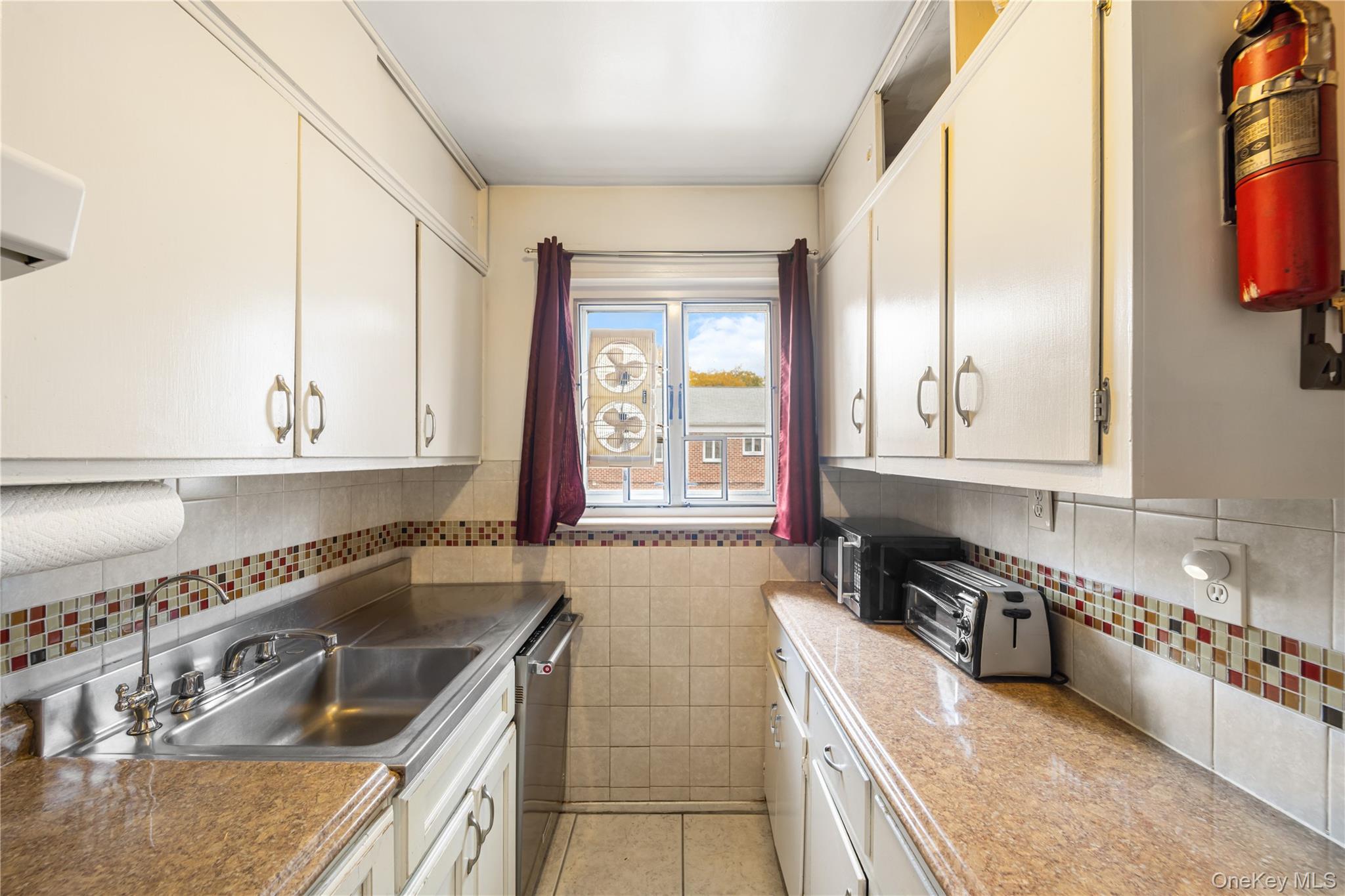 225-08 88th Avenue # Upper, Queens Village, NY 11429