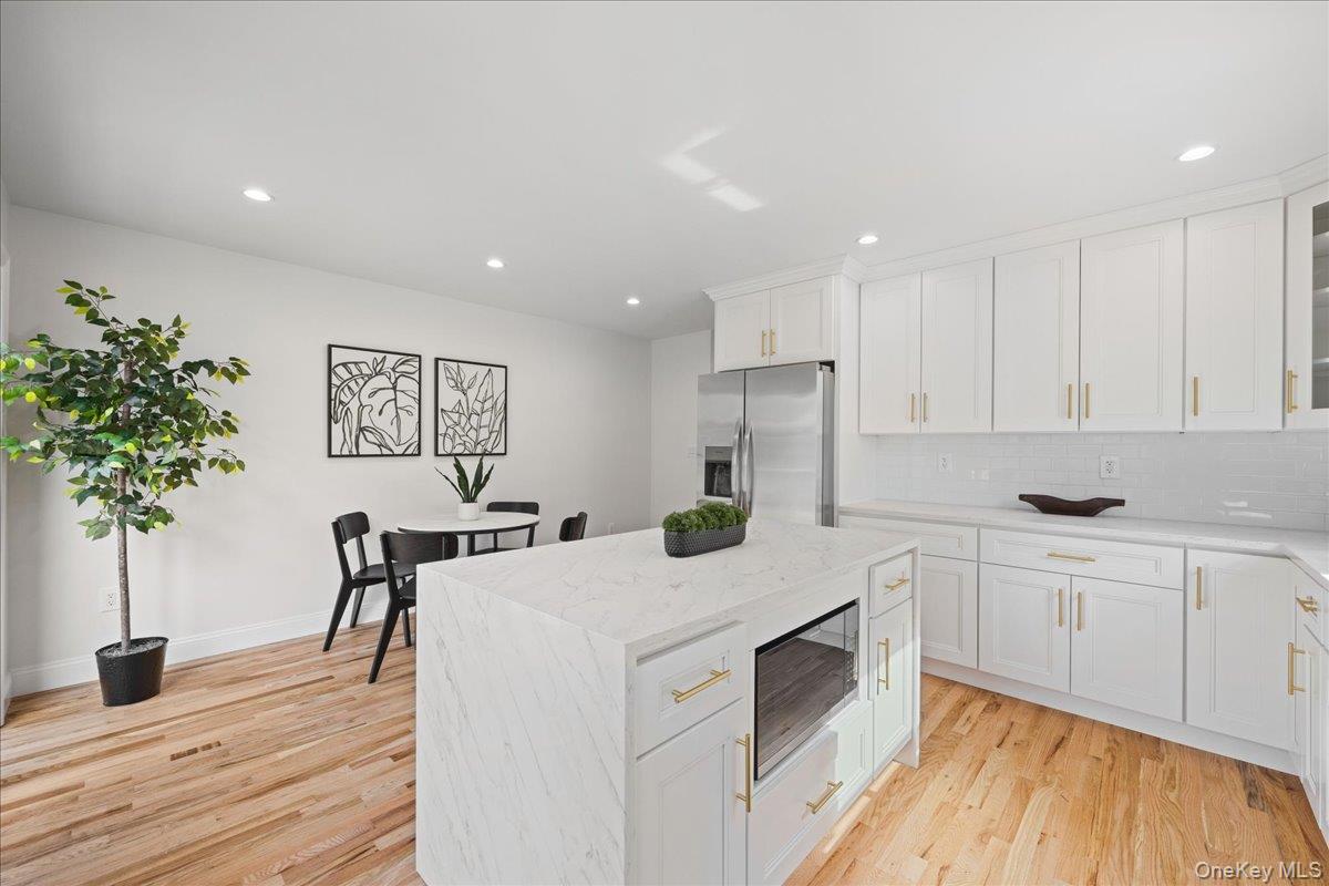 89 Thurton Place, Yonkers, NY 10704