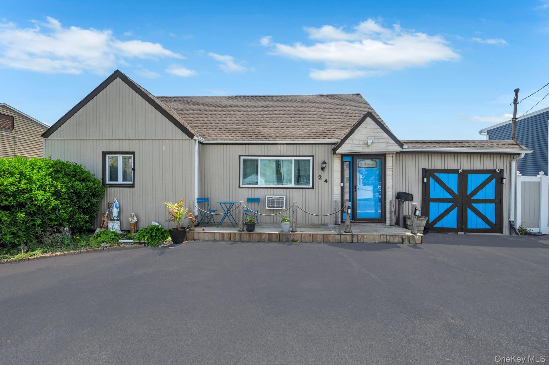 24 Raynor Street, West Babylon, NY 11704