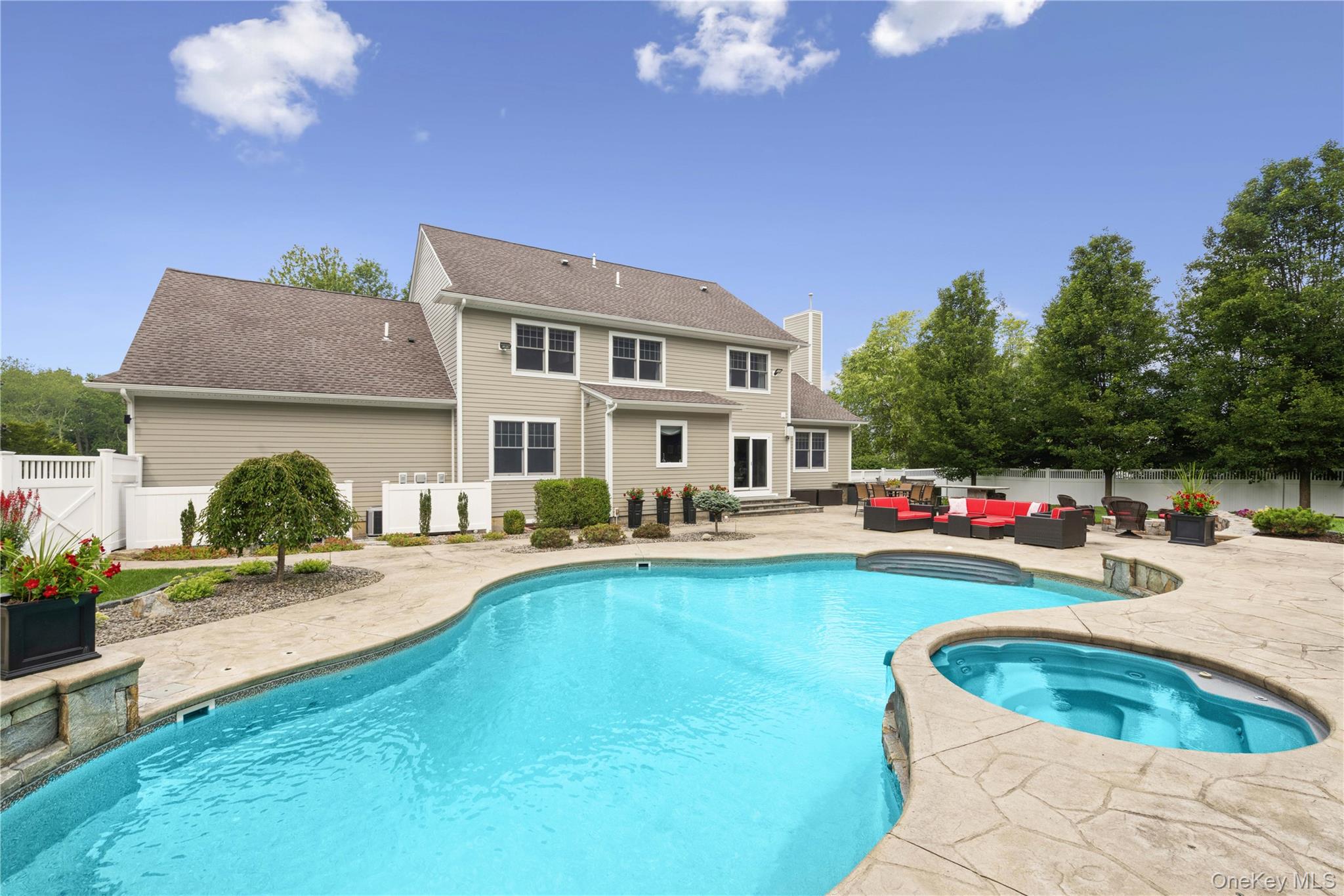 80 Majestic Ridge, Carmel, NY 10512