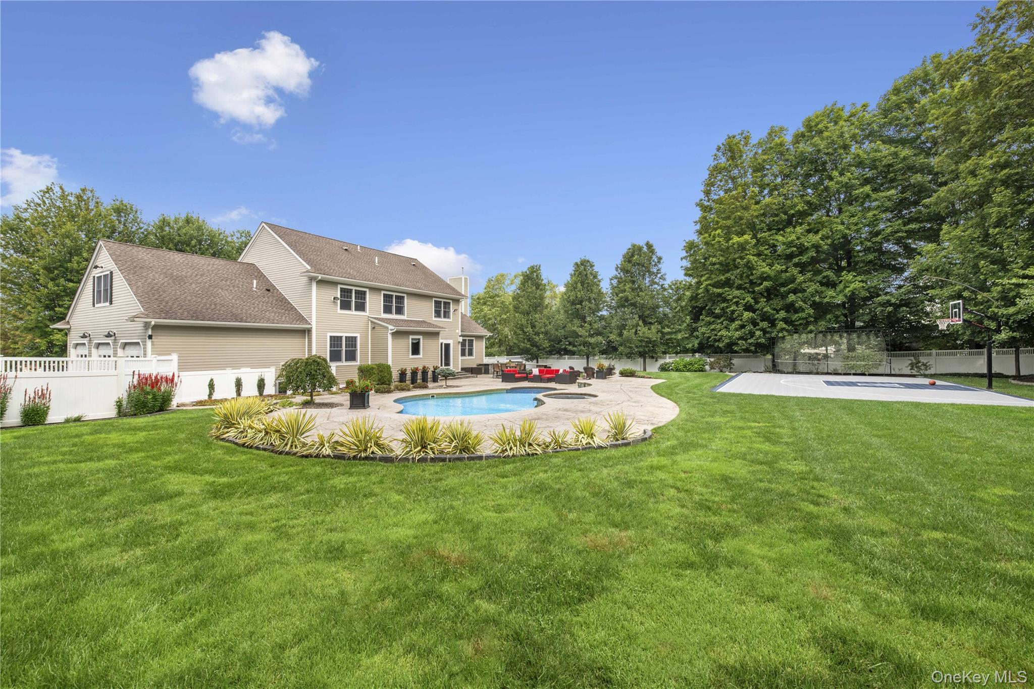 80 Majestic Ridge, Carmel, NY 10512