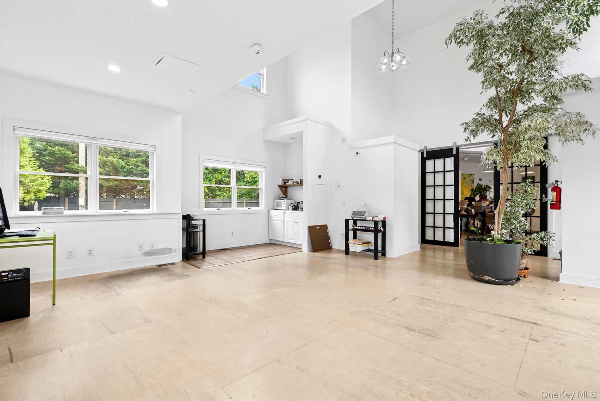 468 County Road 39, Southampton, NY 11968