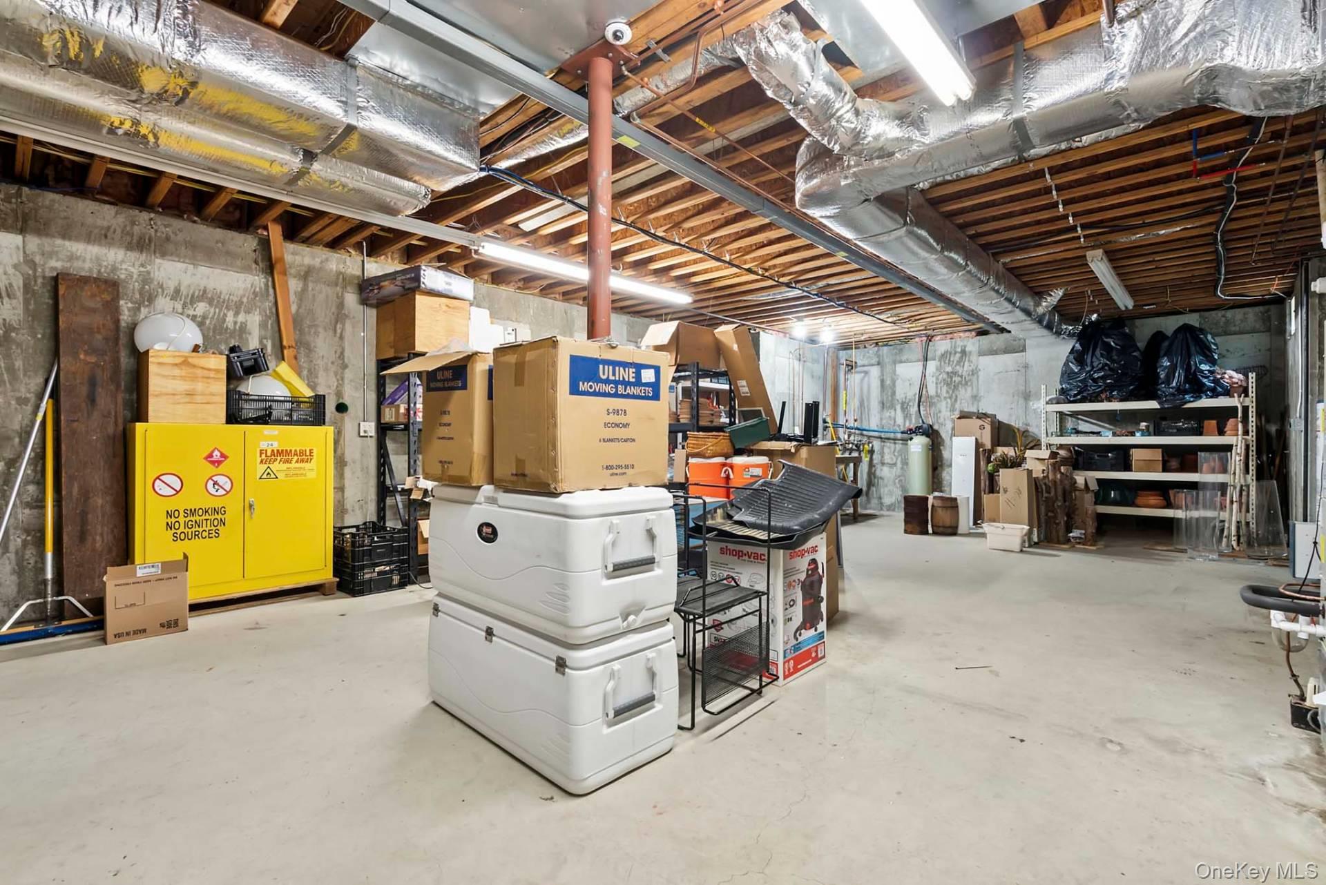 468 County Road 39, Southampton, NY 11968