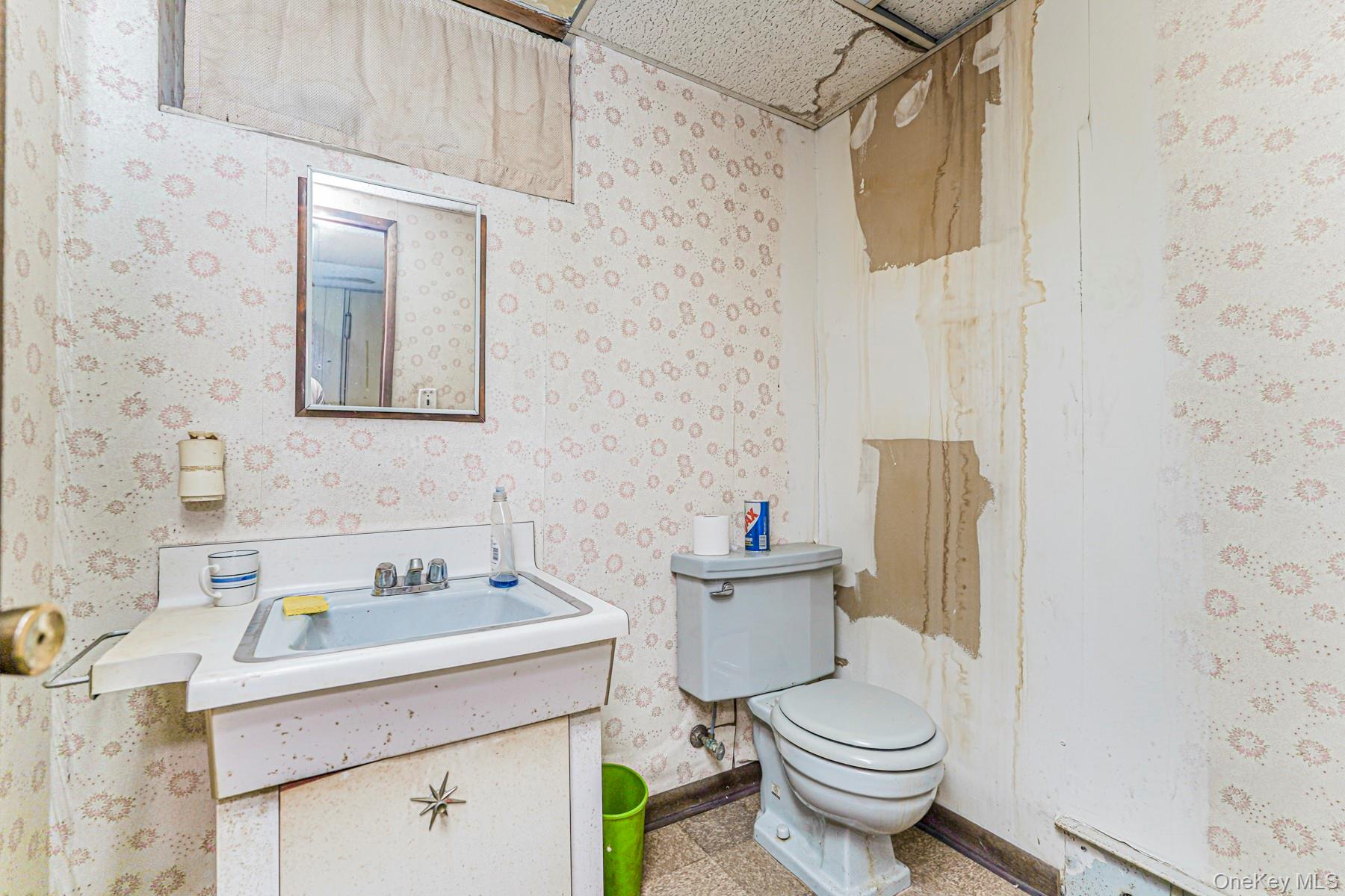 51 Rockwell Avenue, Staten Island, NY 10305