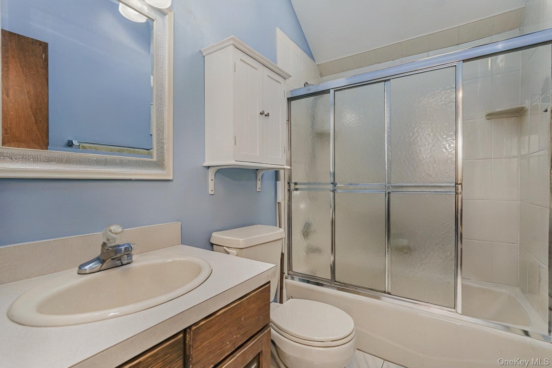 51 Rockwell Avenue, Staten Island, NY 10305