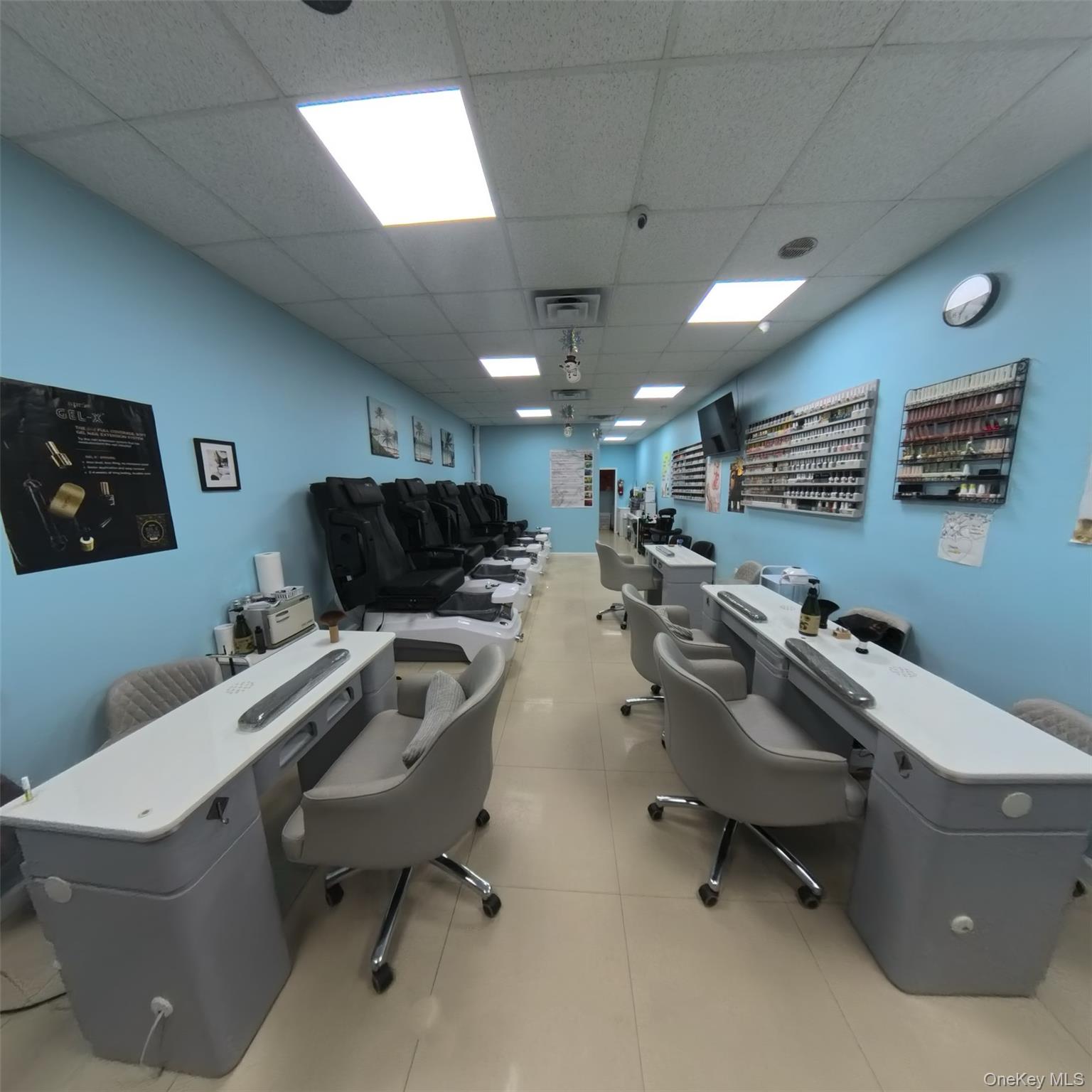 3490 E Tremont Avenue, Bronx, NY 10465