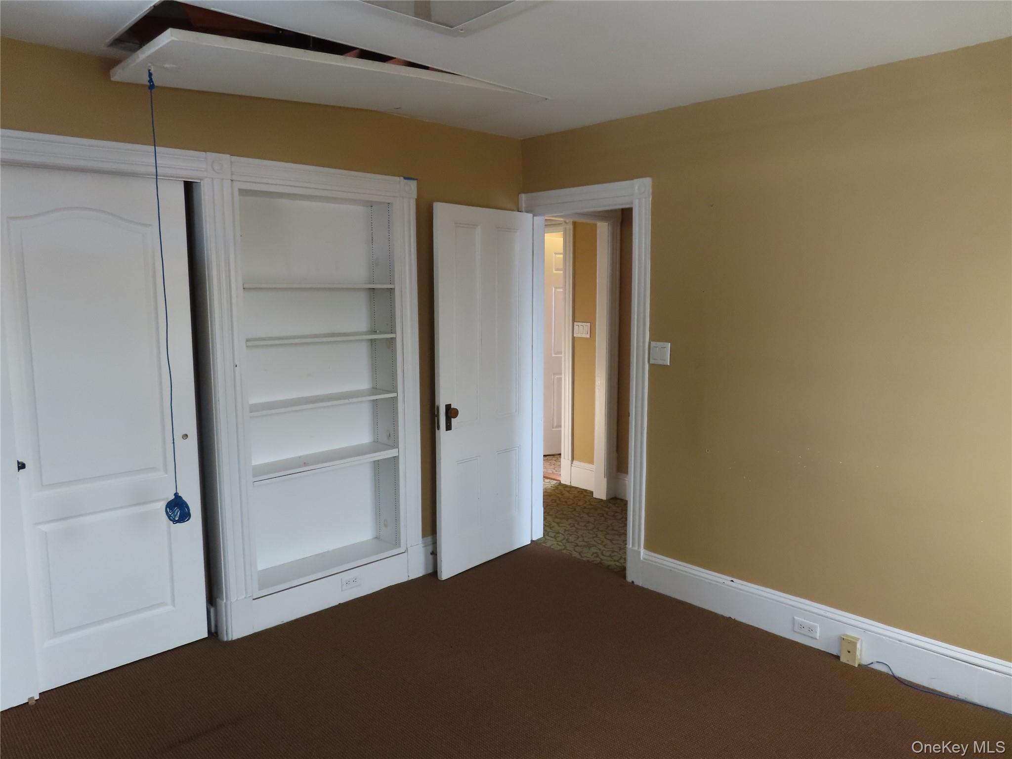 13 S Bayles Avenue, Port Washington, NY 11050