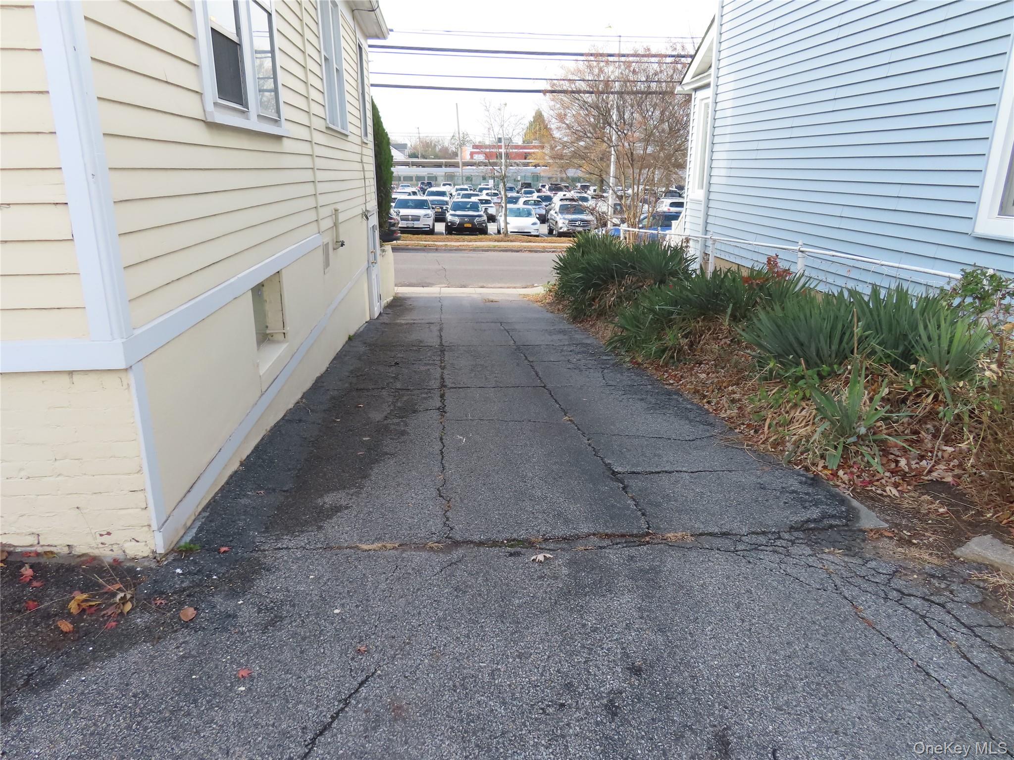 13 S Bayles Avenue, Port Washington, NY 11050