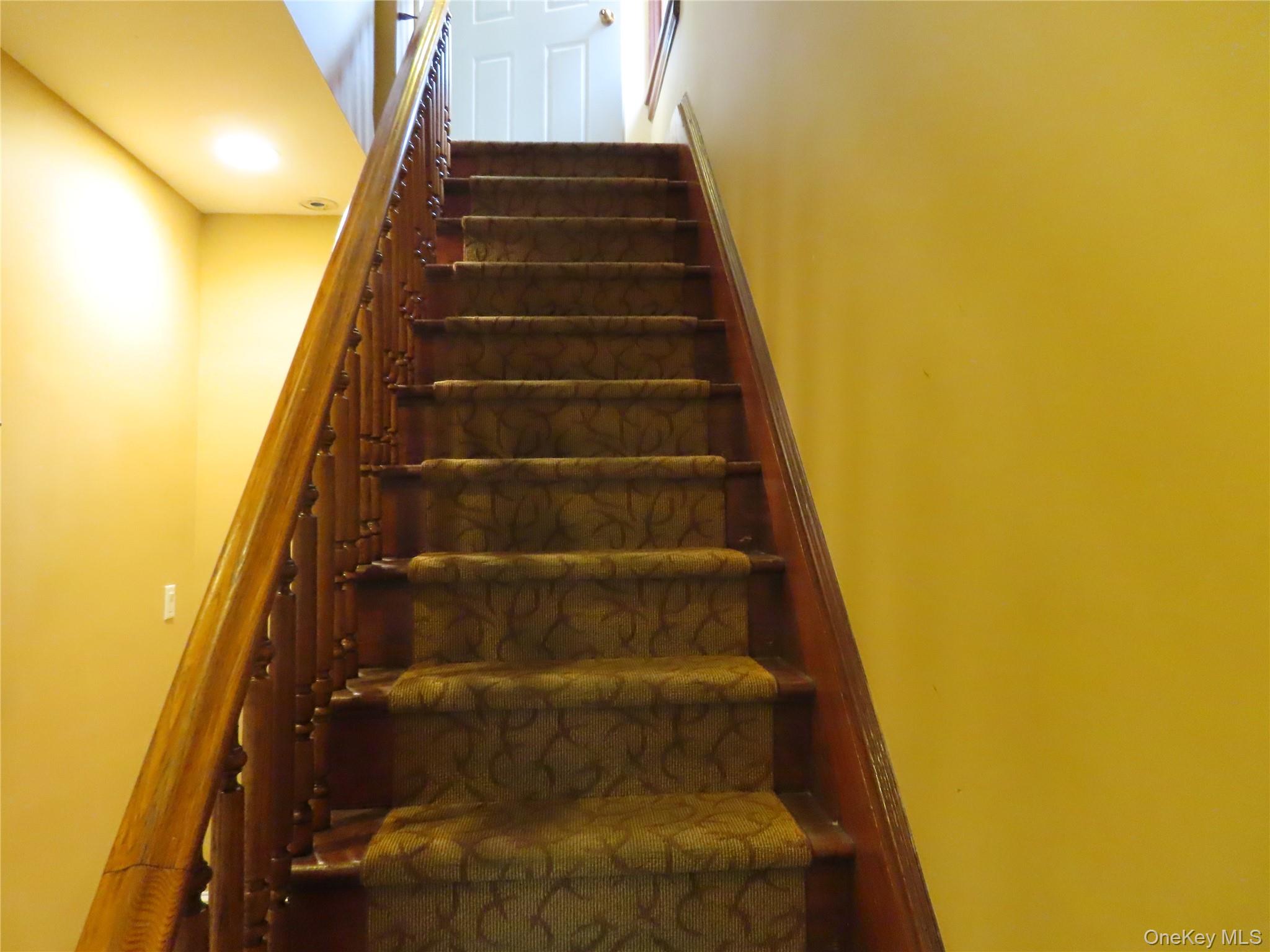 13 S Bayles Avenue, Port Washington, NY 11050