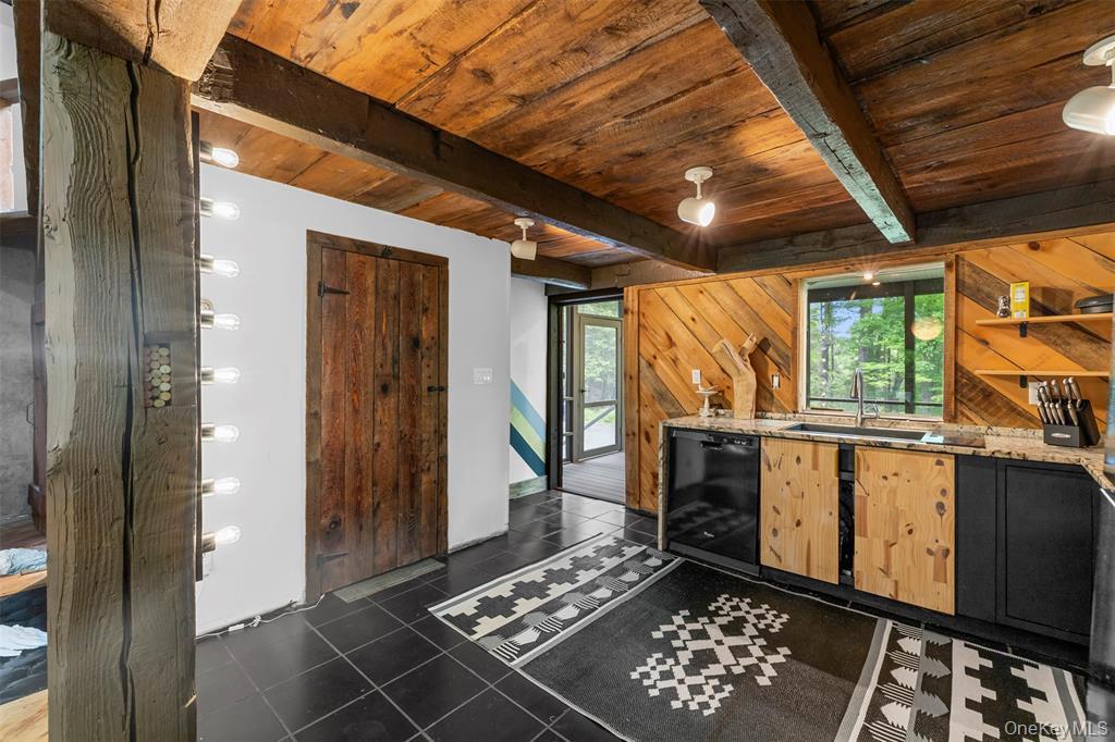 66 Hill Road, Kingston, NY 12401