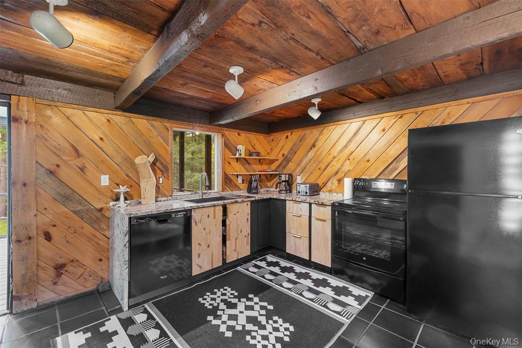 66 Hill Road, Kingston, NY 12401