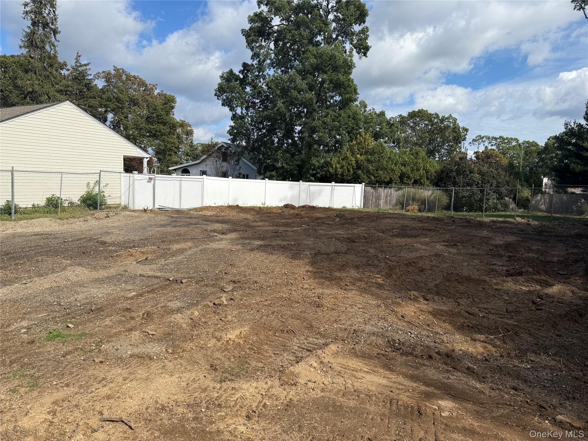 526 Park Avenue, Merrick, NY 11566