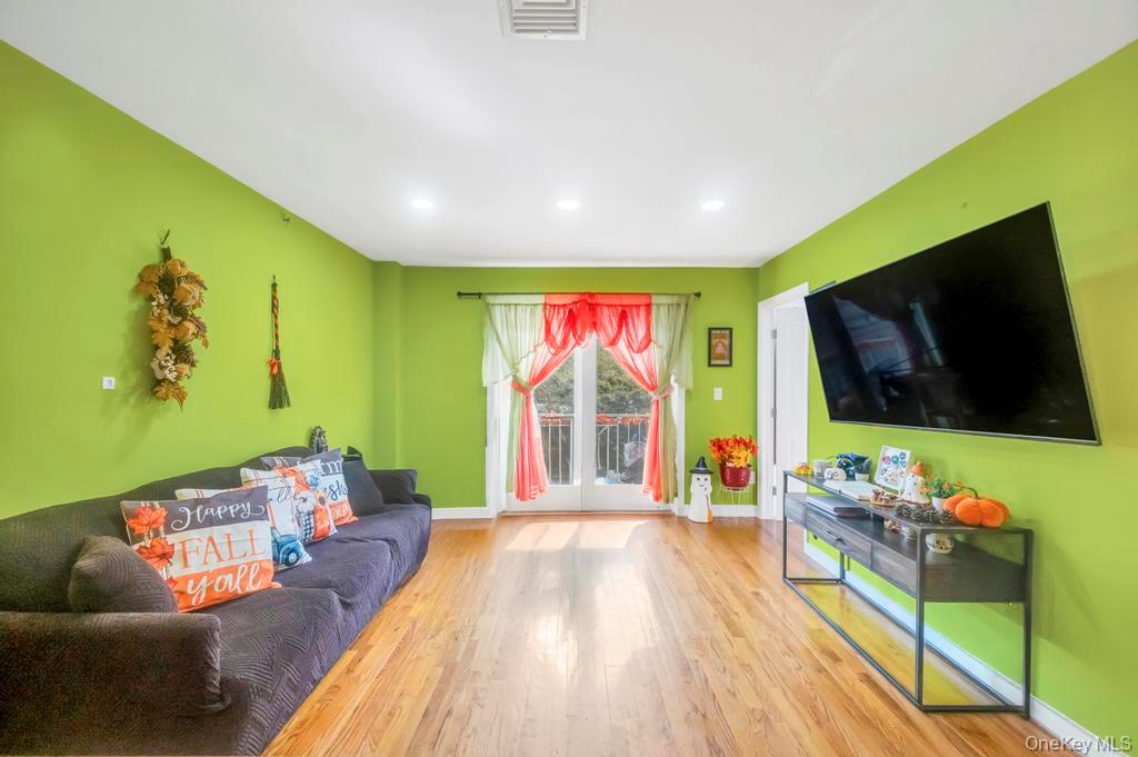 10314 Rockaway Beach Boulevard # 2B, Rockaway Beach, NY 11694