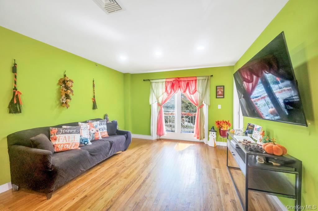 10314 Rockaway Beach Boulevard # 2B, Rockaway Beach, NY 11694