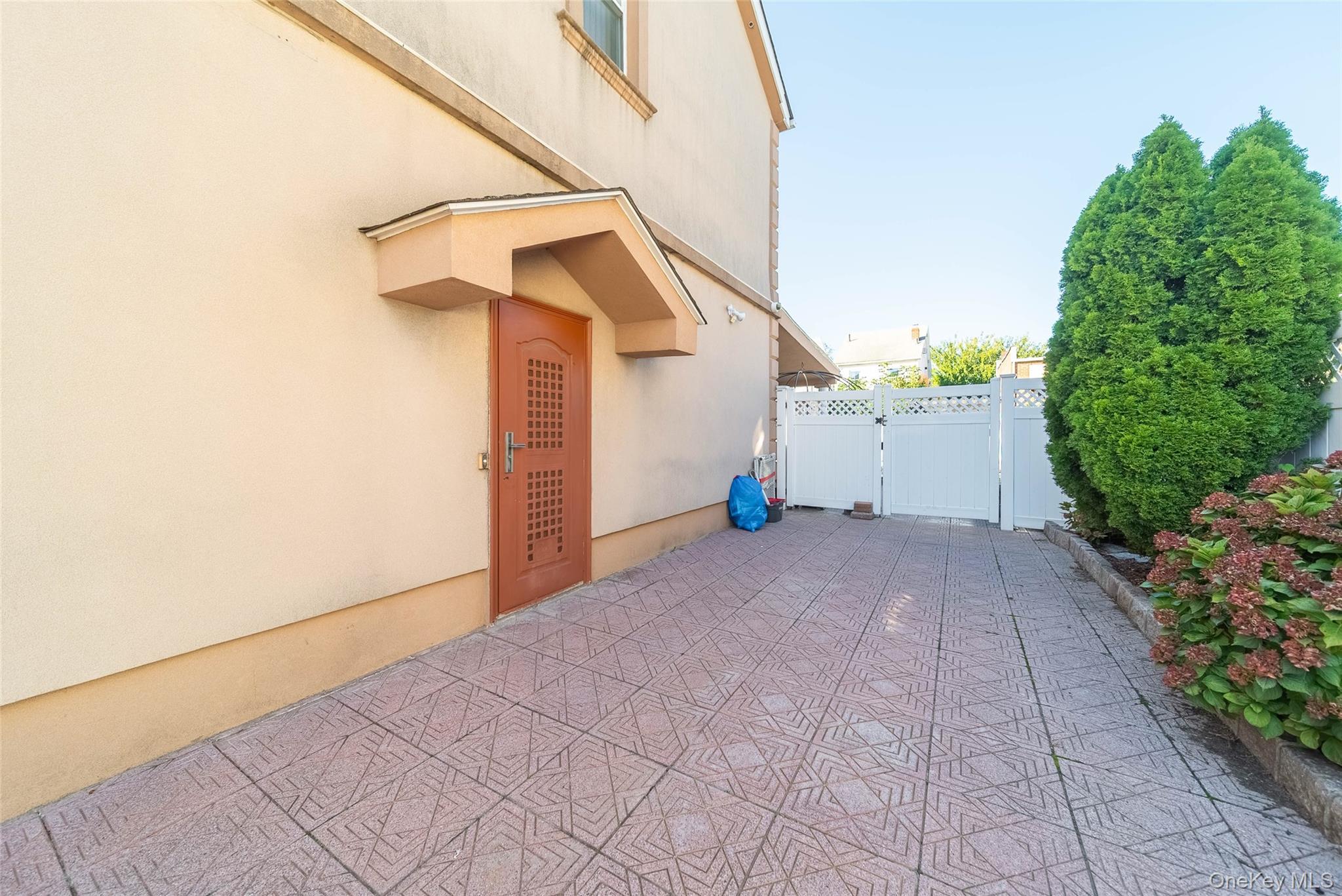 151-25 21 Avenue, Whitestone, NY 11357