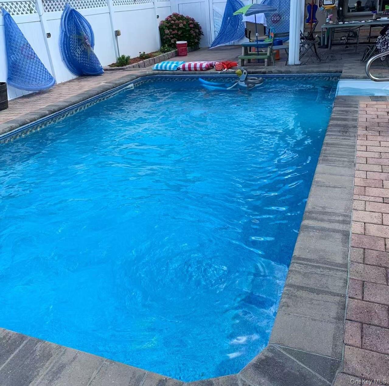 151-25 21 Avenue, Whitestone, NY 11357