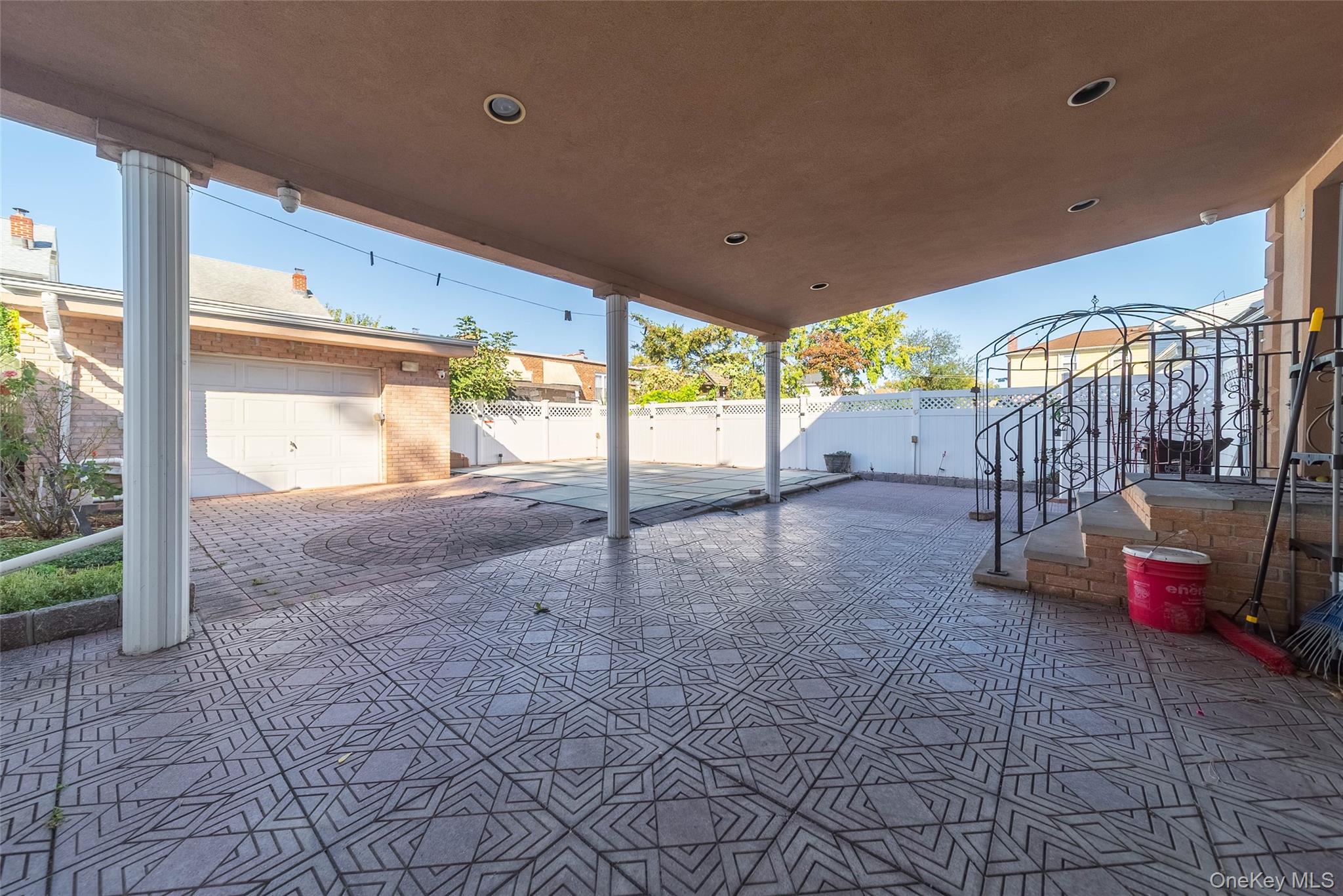 151-25 21 Avenue, Whitestone, NY 11357