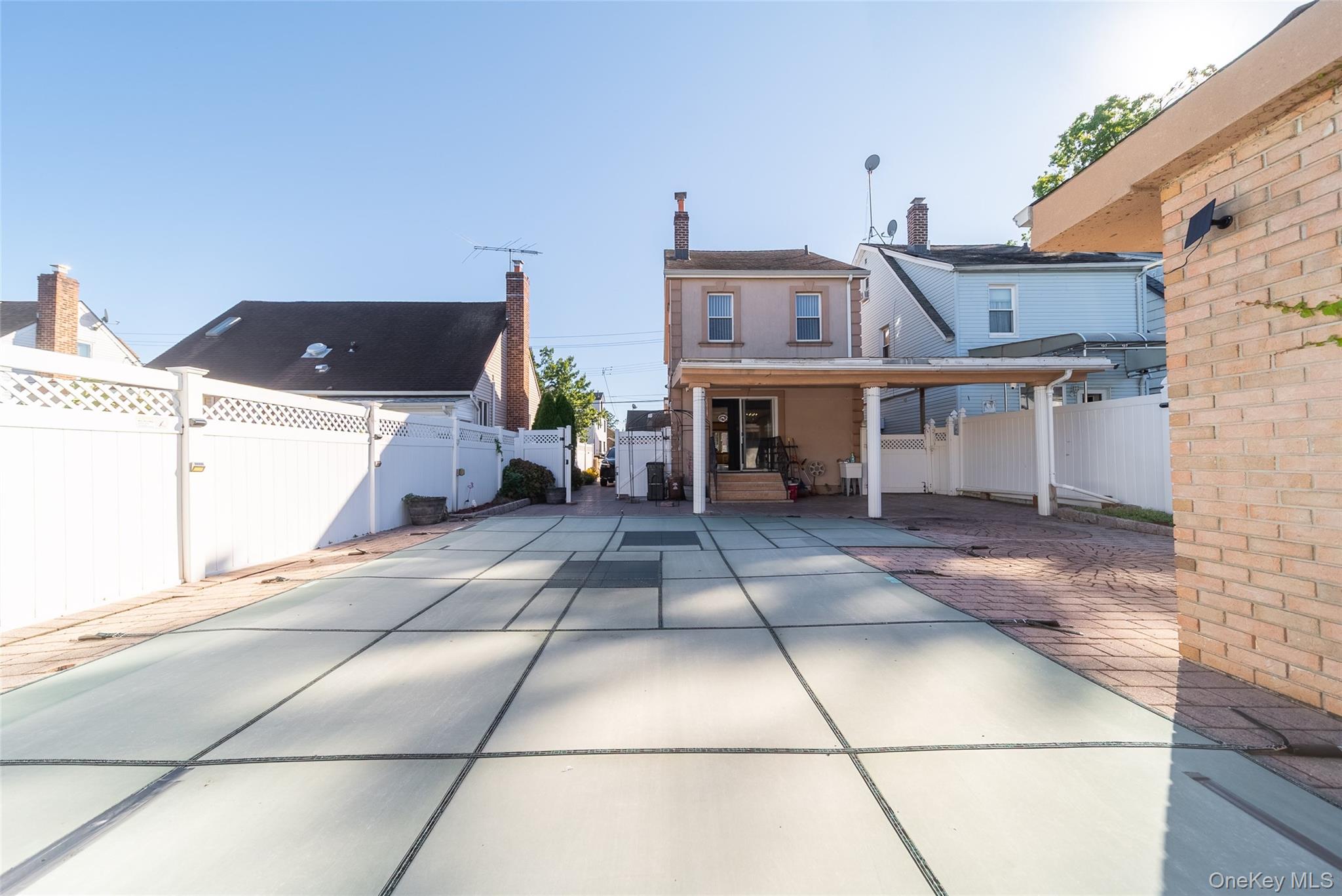 151-25 21 Avenue, Whitestone, NY 11357