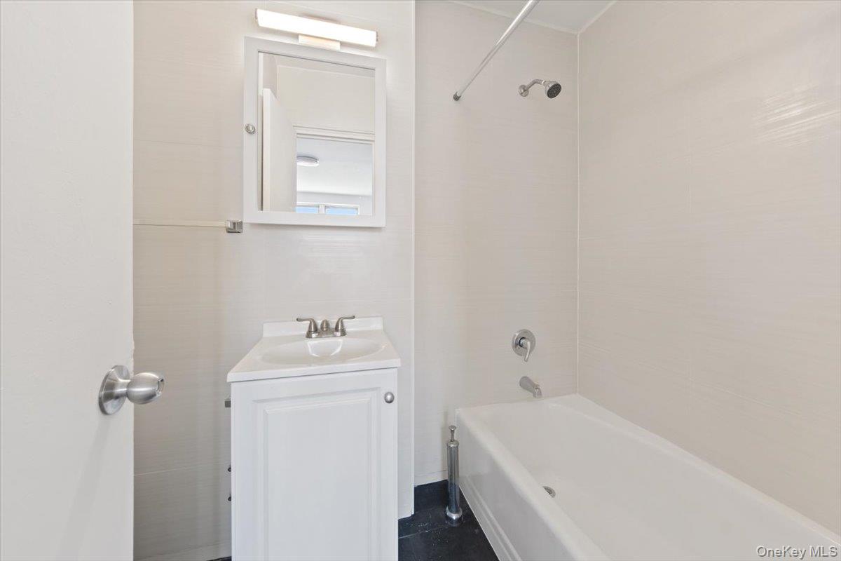 2630 Kingsbridge Terrace # 5HI, Bronx, NY 10463