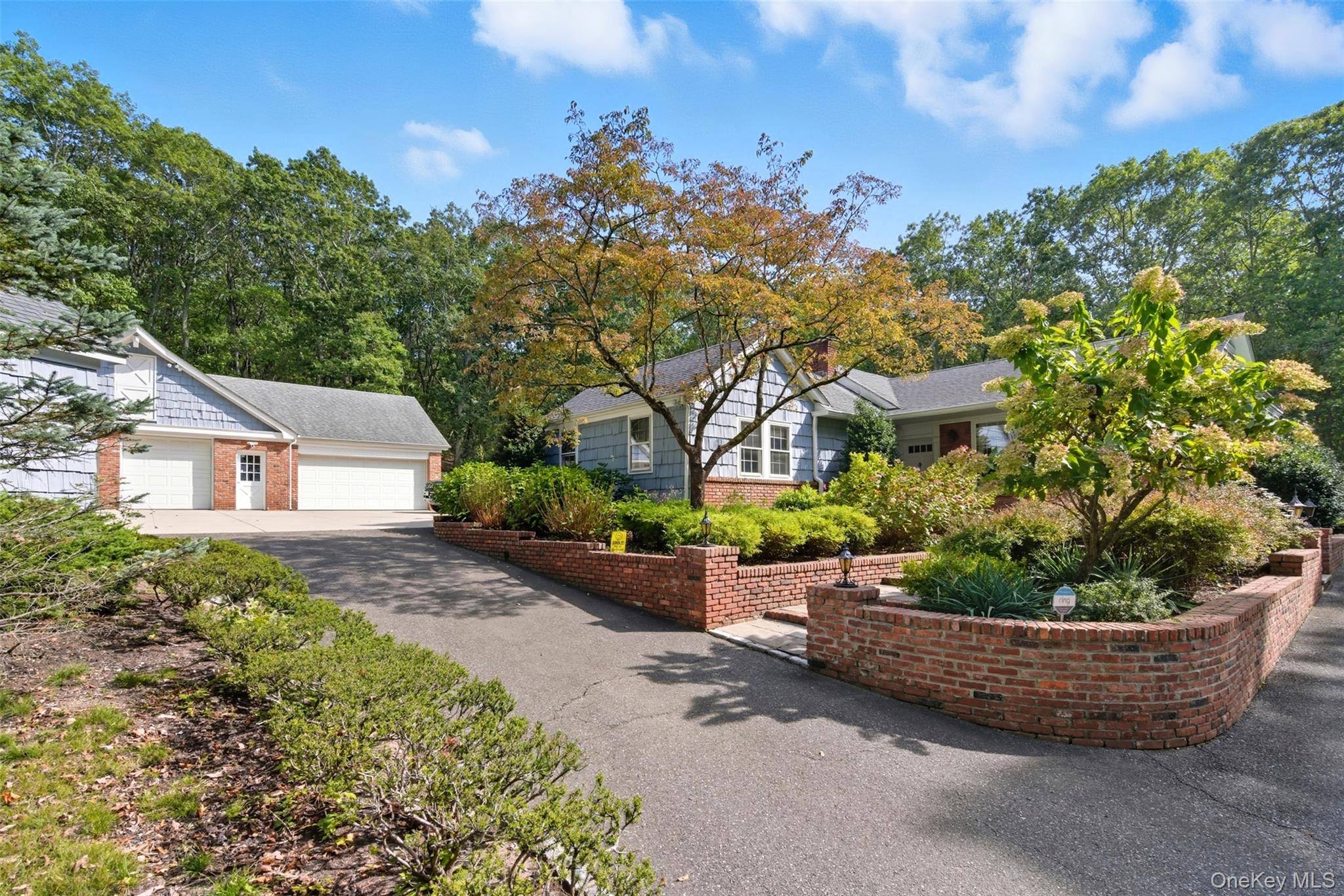 250 Manor Road, Huntington, NY 11743