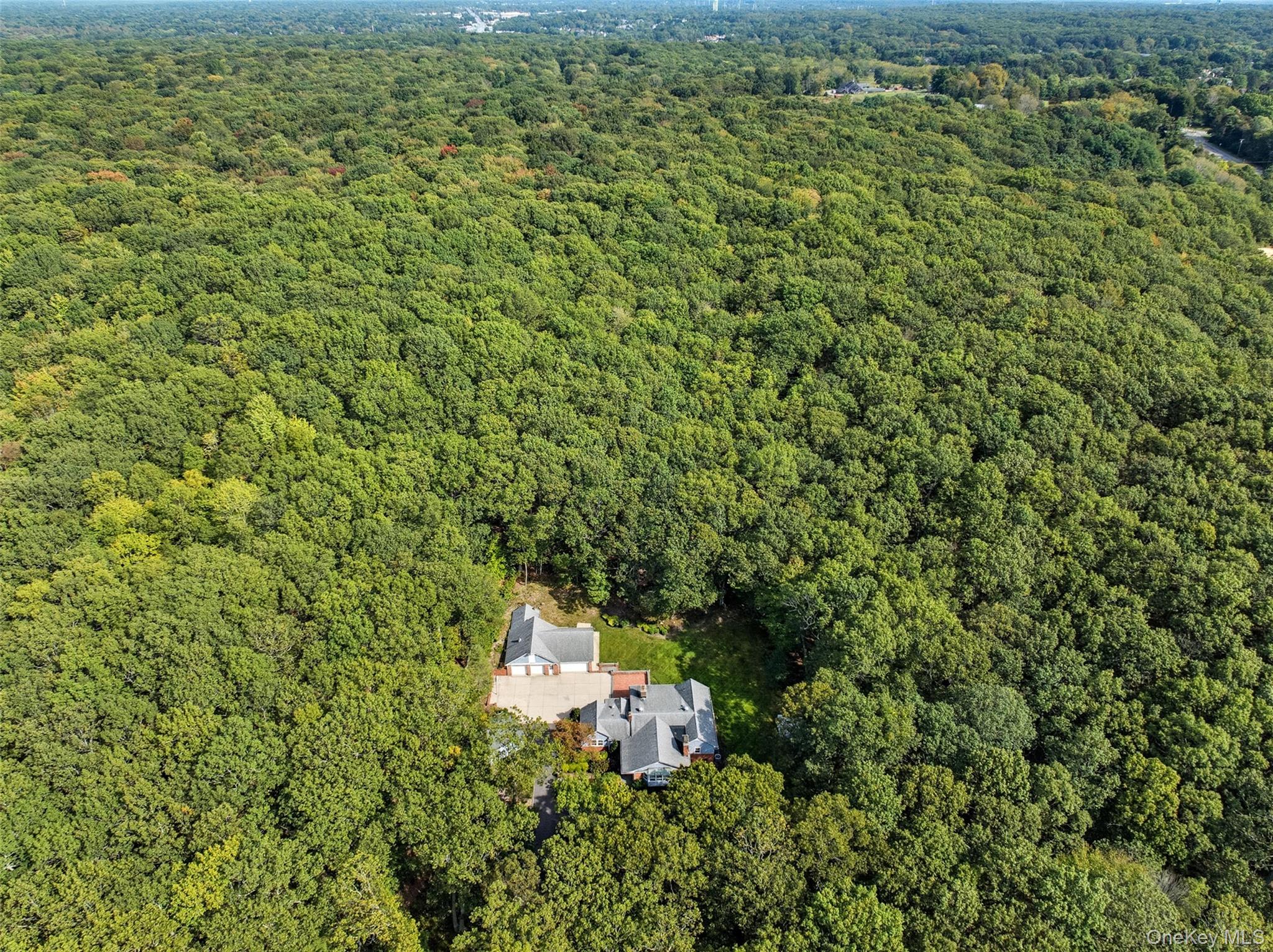 250 Manor Road, Huntington, NY 11743