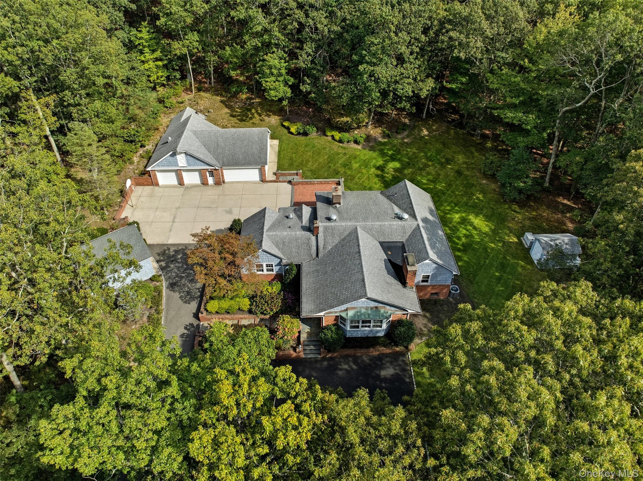 250 Manor Road, Huntington, NY 11743