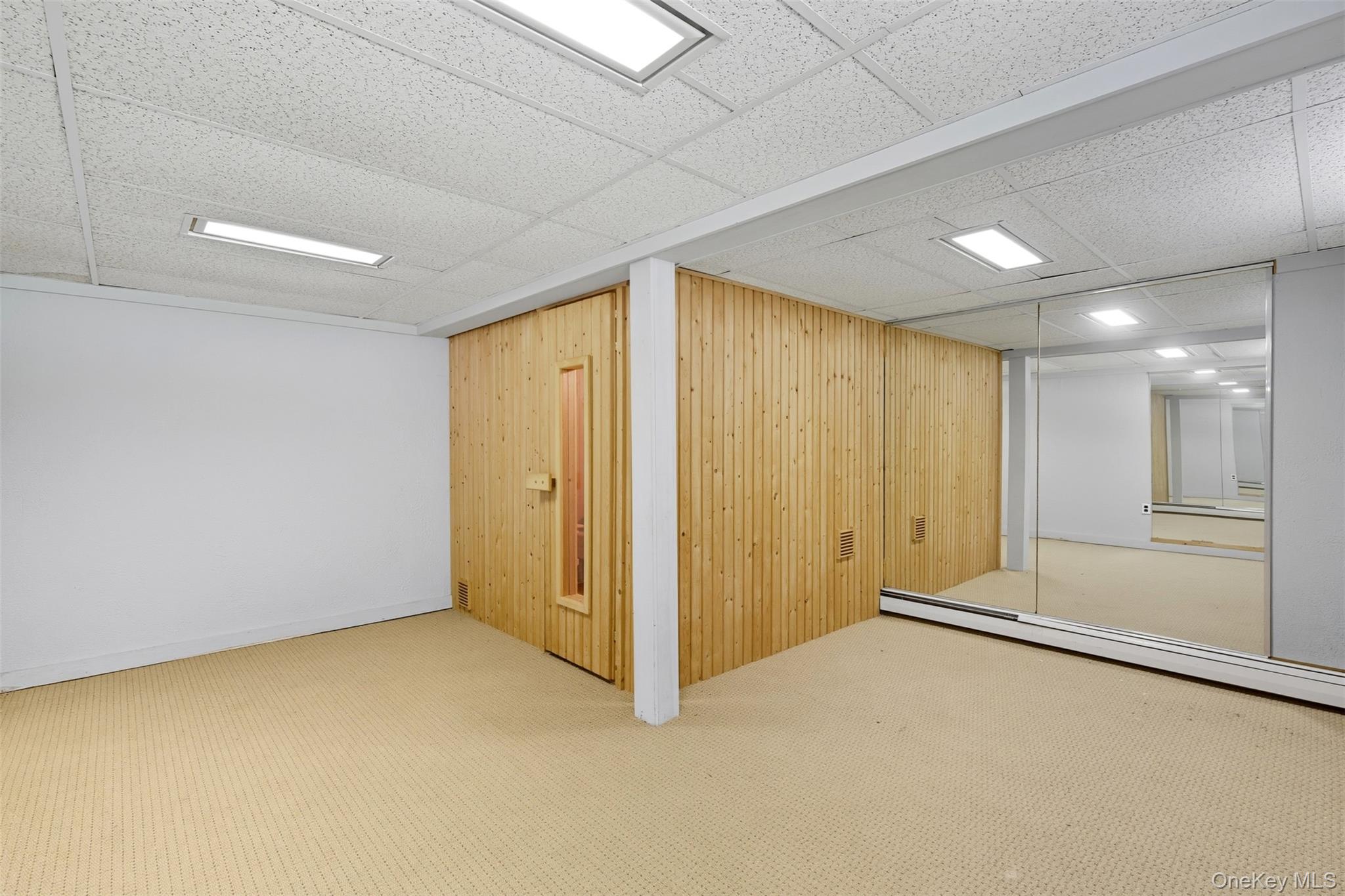 250 Manor Road, Huntington, NY 11743