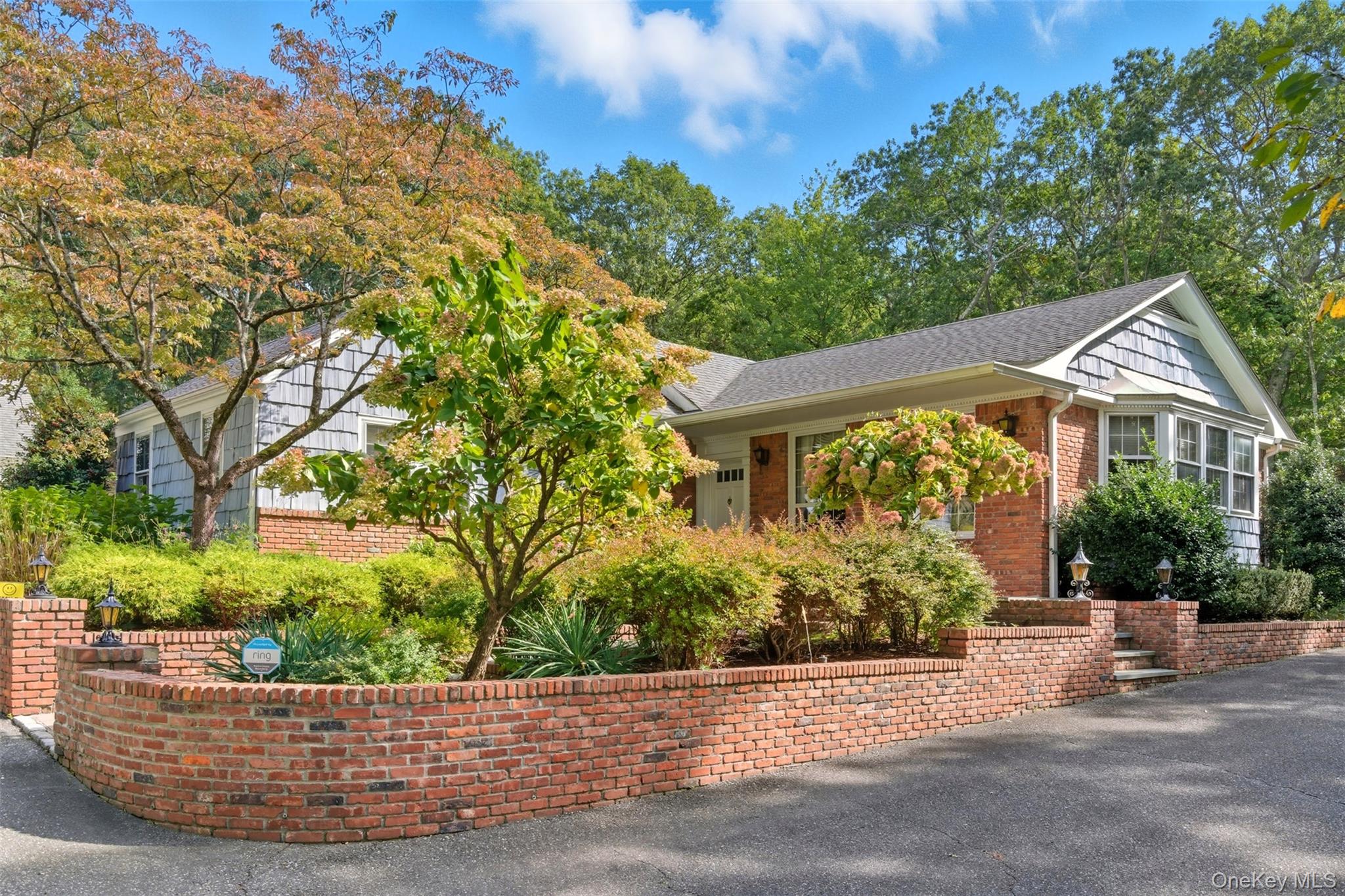 250 Manor Road, Huntington, NY 11743