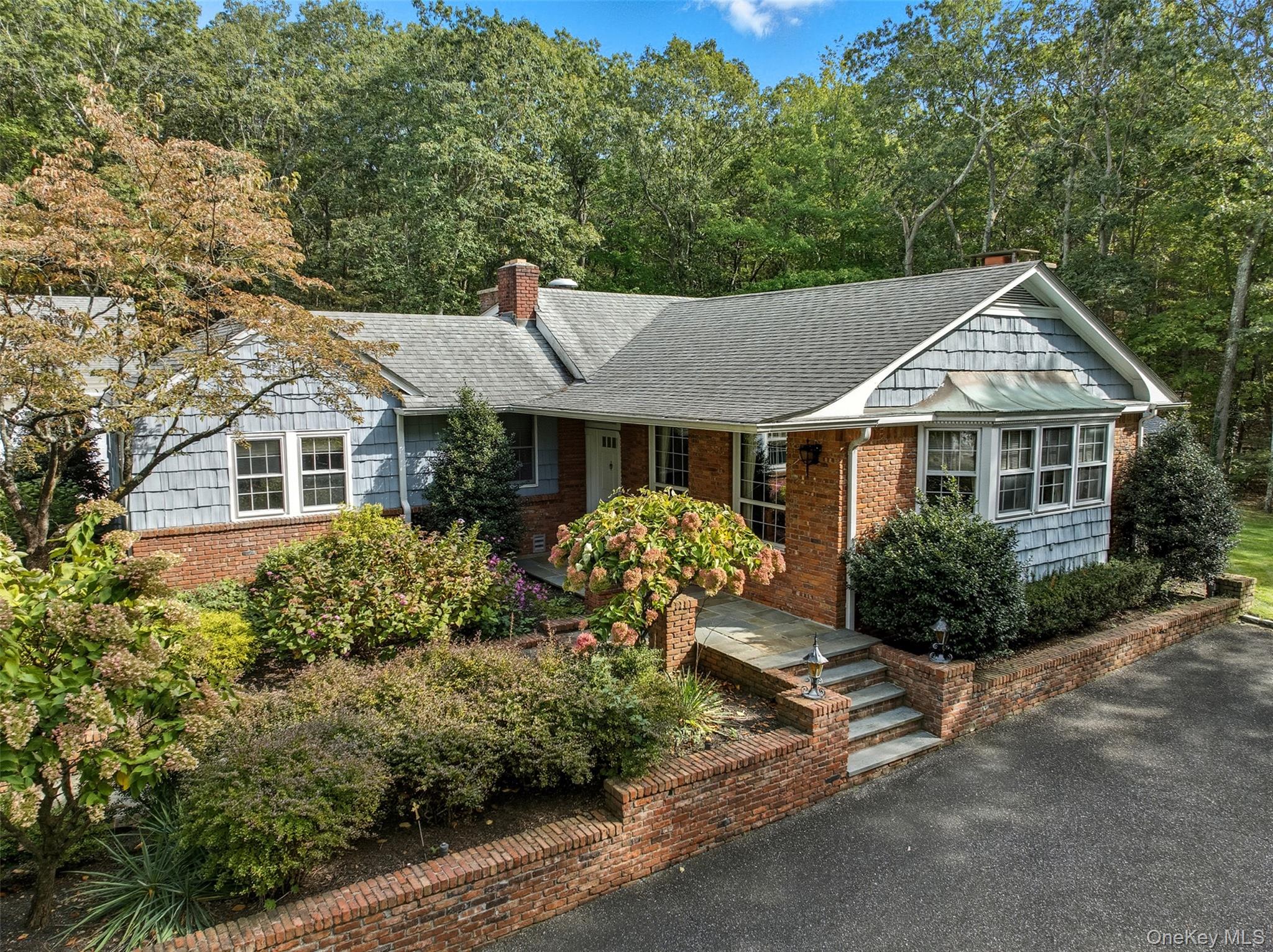 250 Manor Road, Huntington, NY 11743